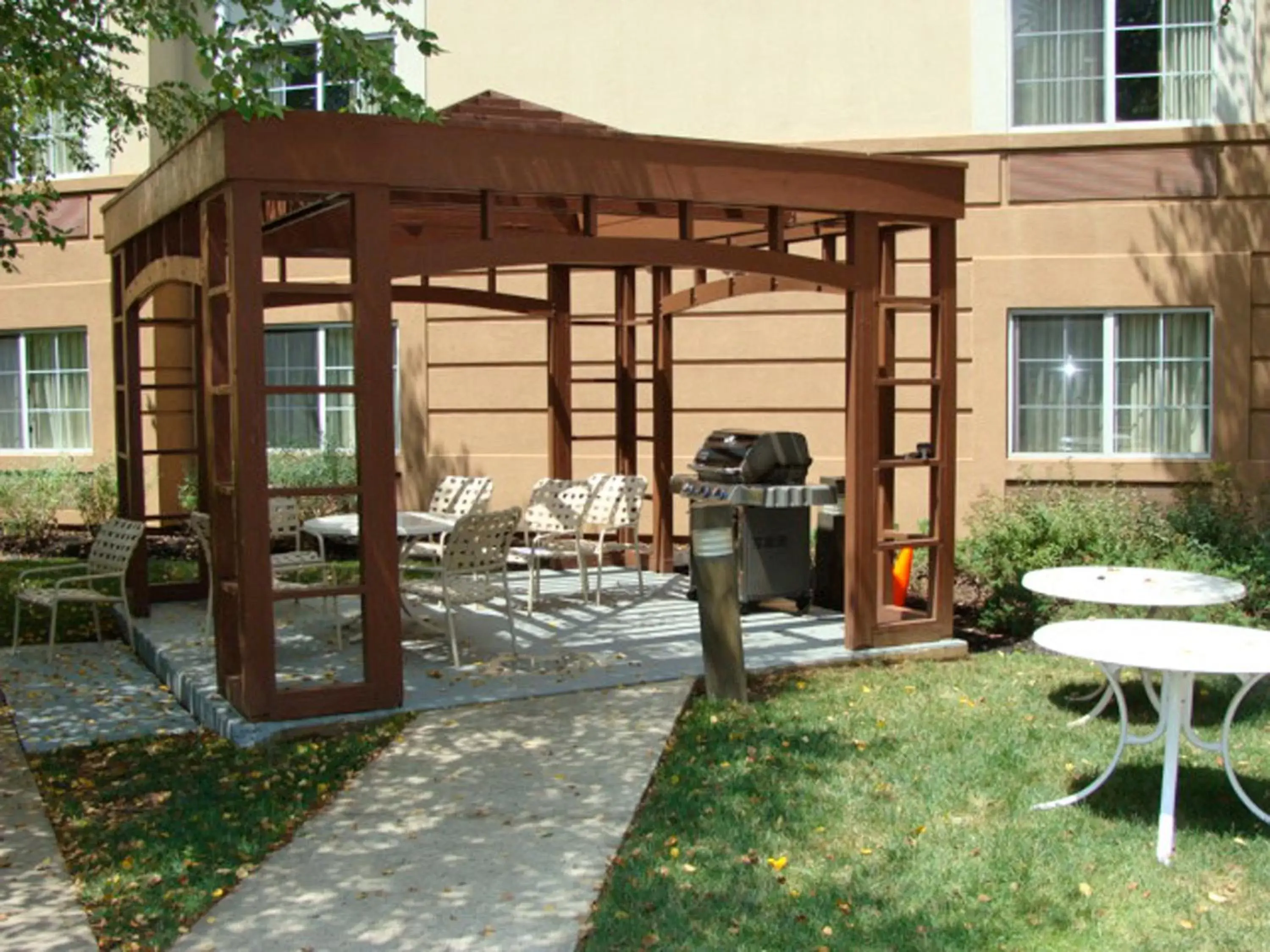 Patio in Extended Stay America Suites - Piscataway - Rutgers University