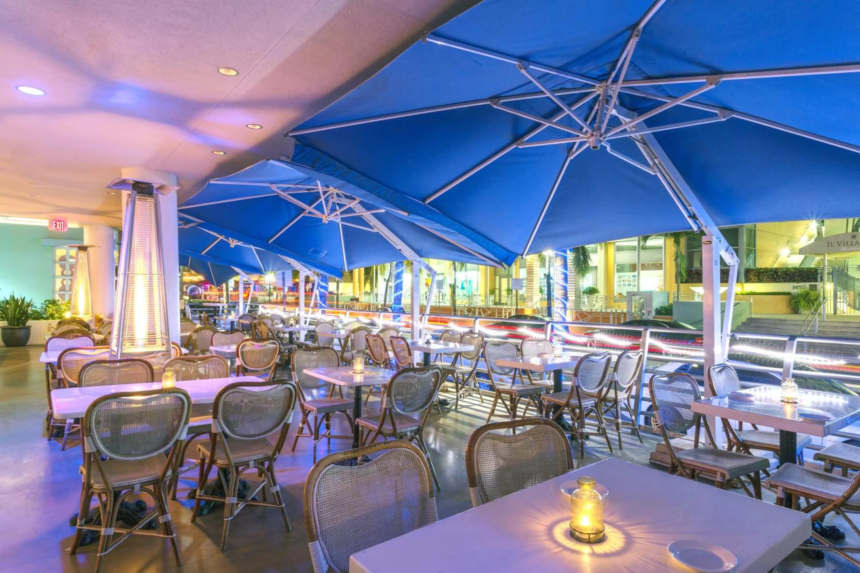 Restaurant/places to eat in Z Ocean Hotel, Classico A Sonesta Collection