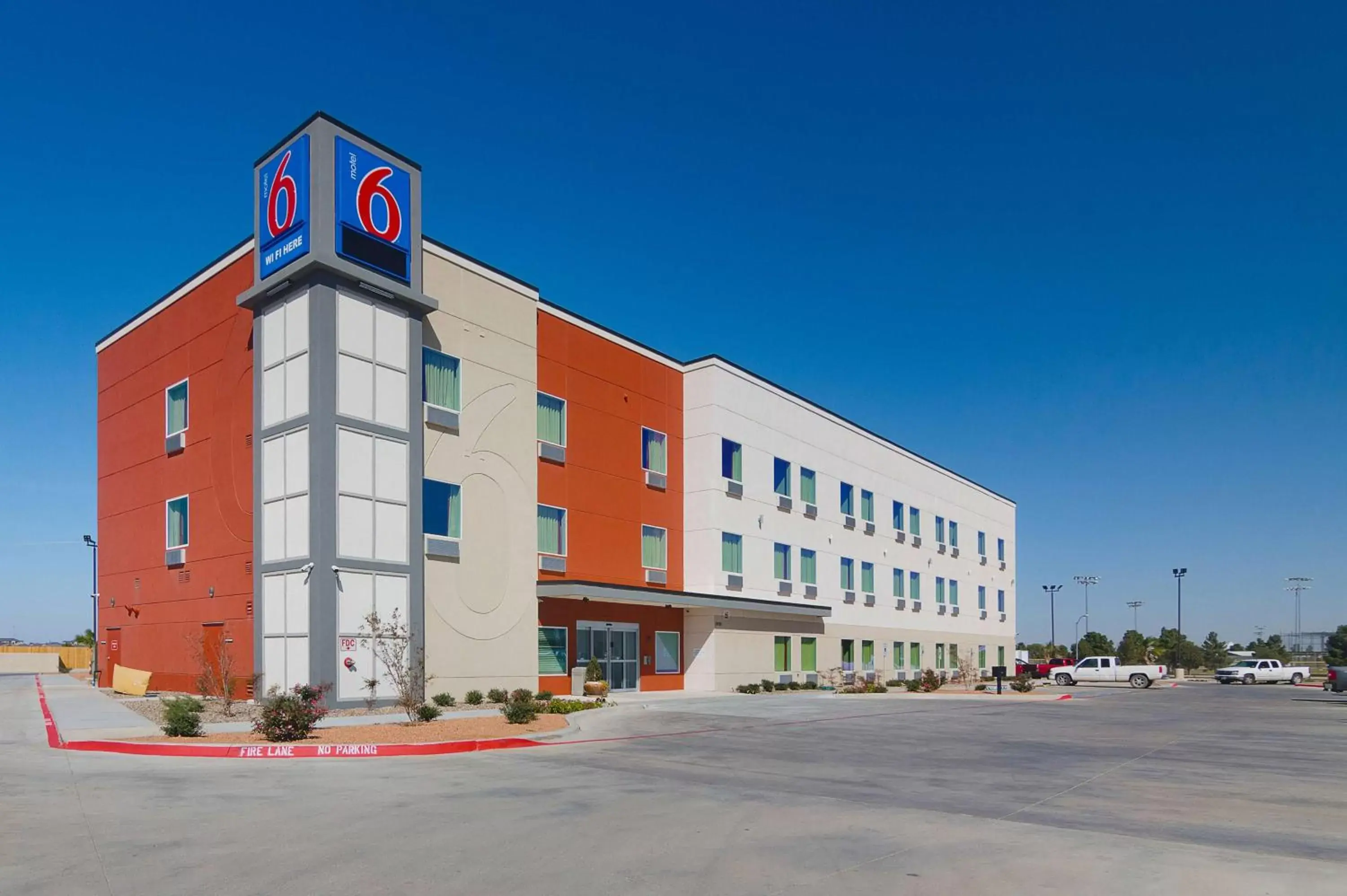 Property building in Motel 6-Midland, TX