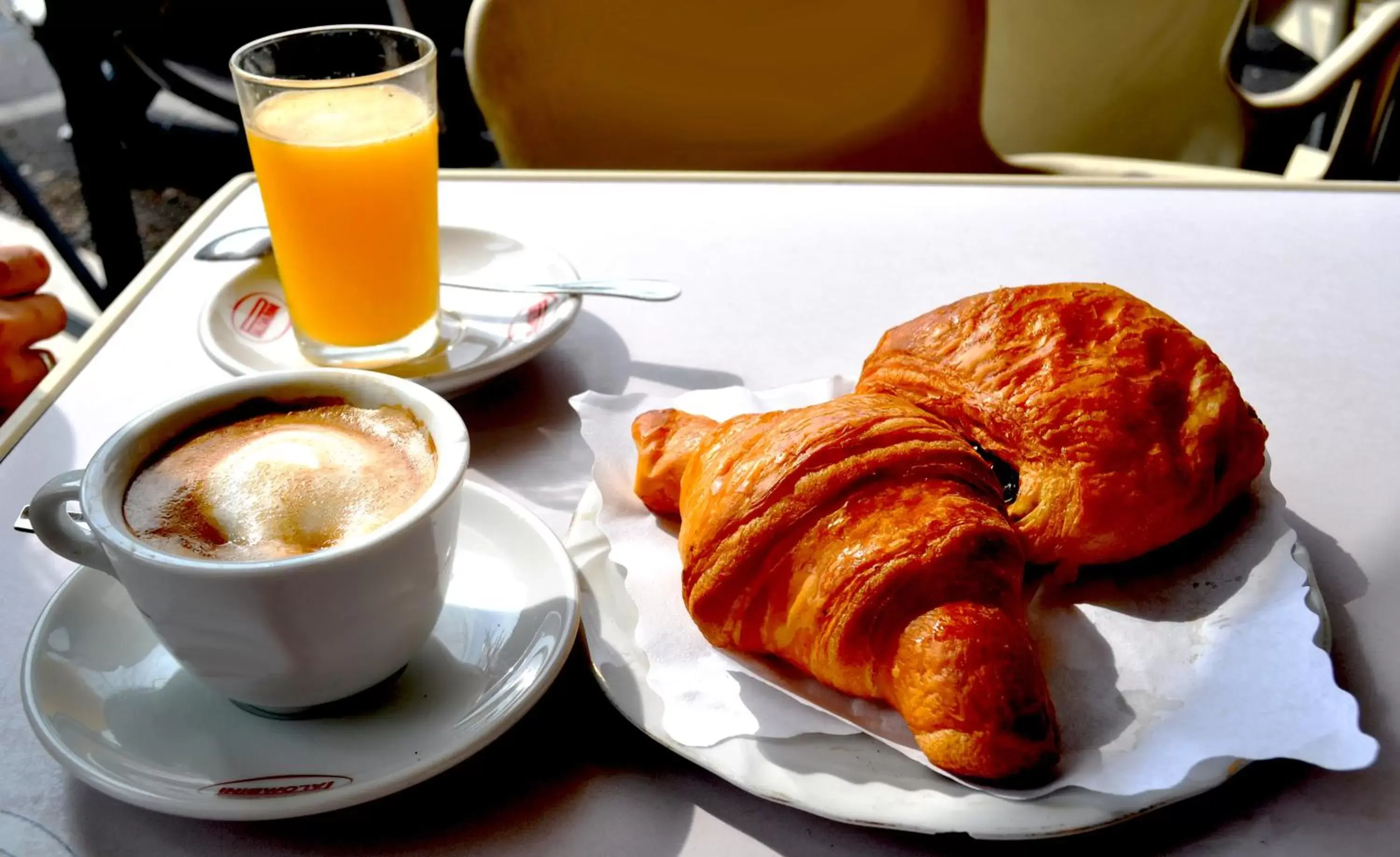 Day, Breakfast in Ai Carrettieri