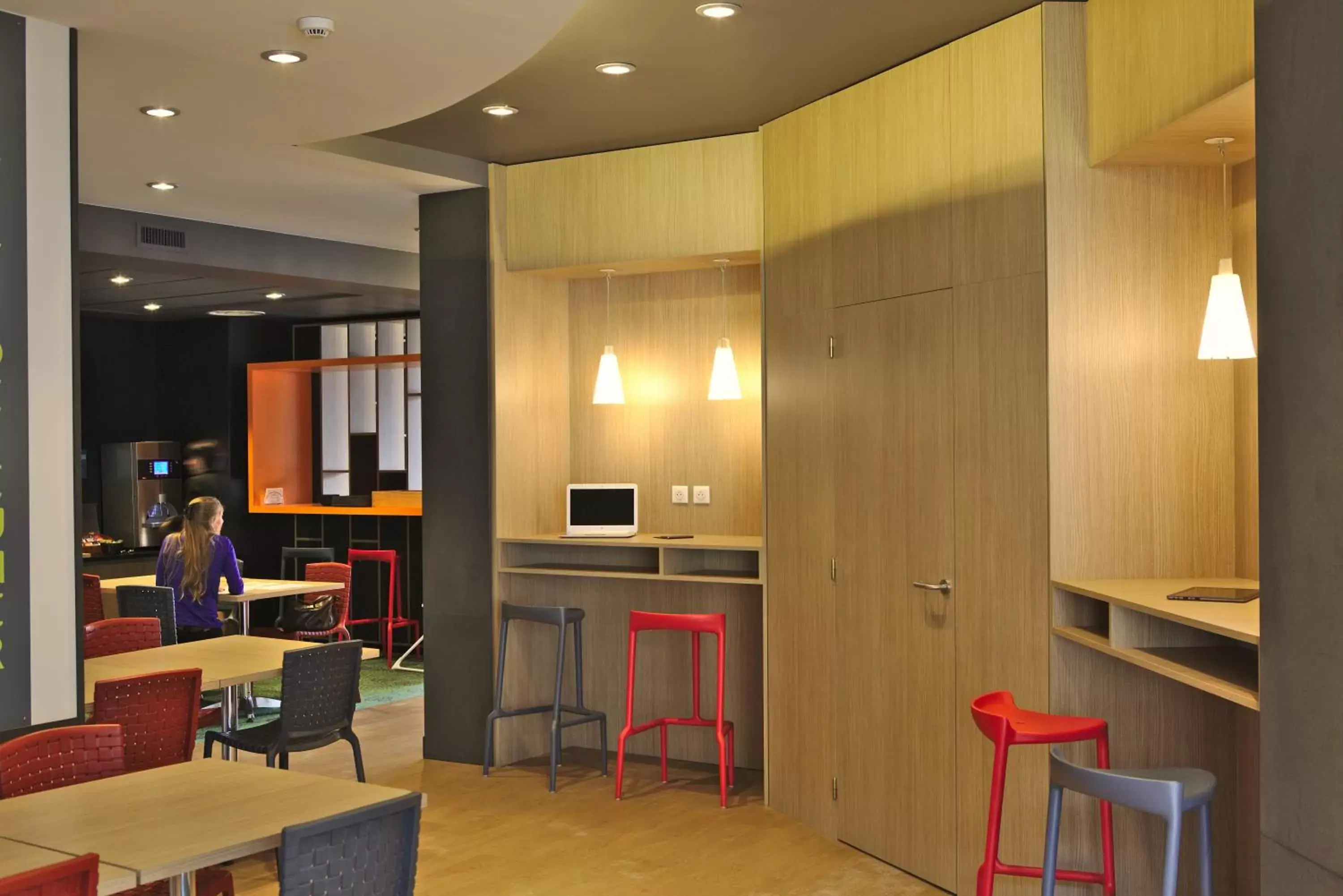 Area and facilities in ibis Styles Moulins Centre