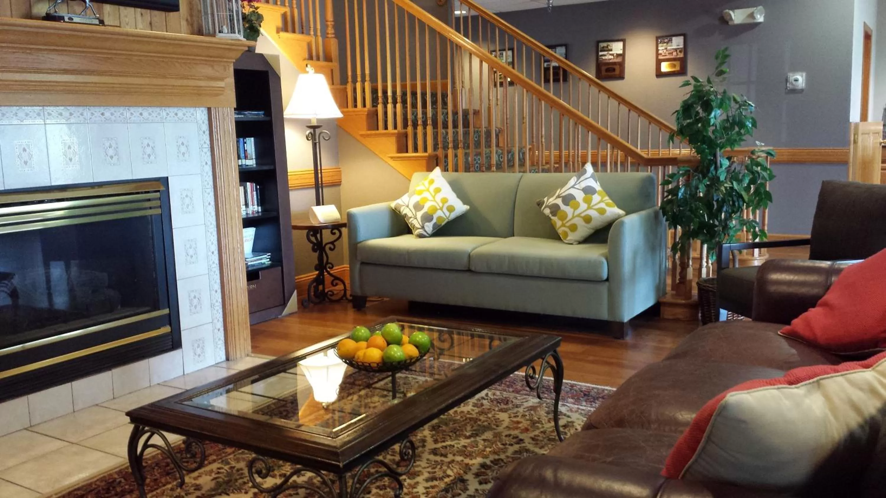 Lobby or reception in Country Inn & Suites by Radisson, Minneapolis-Shakopee