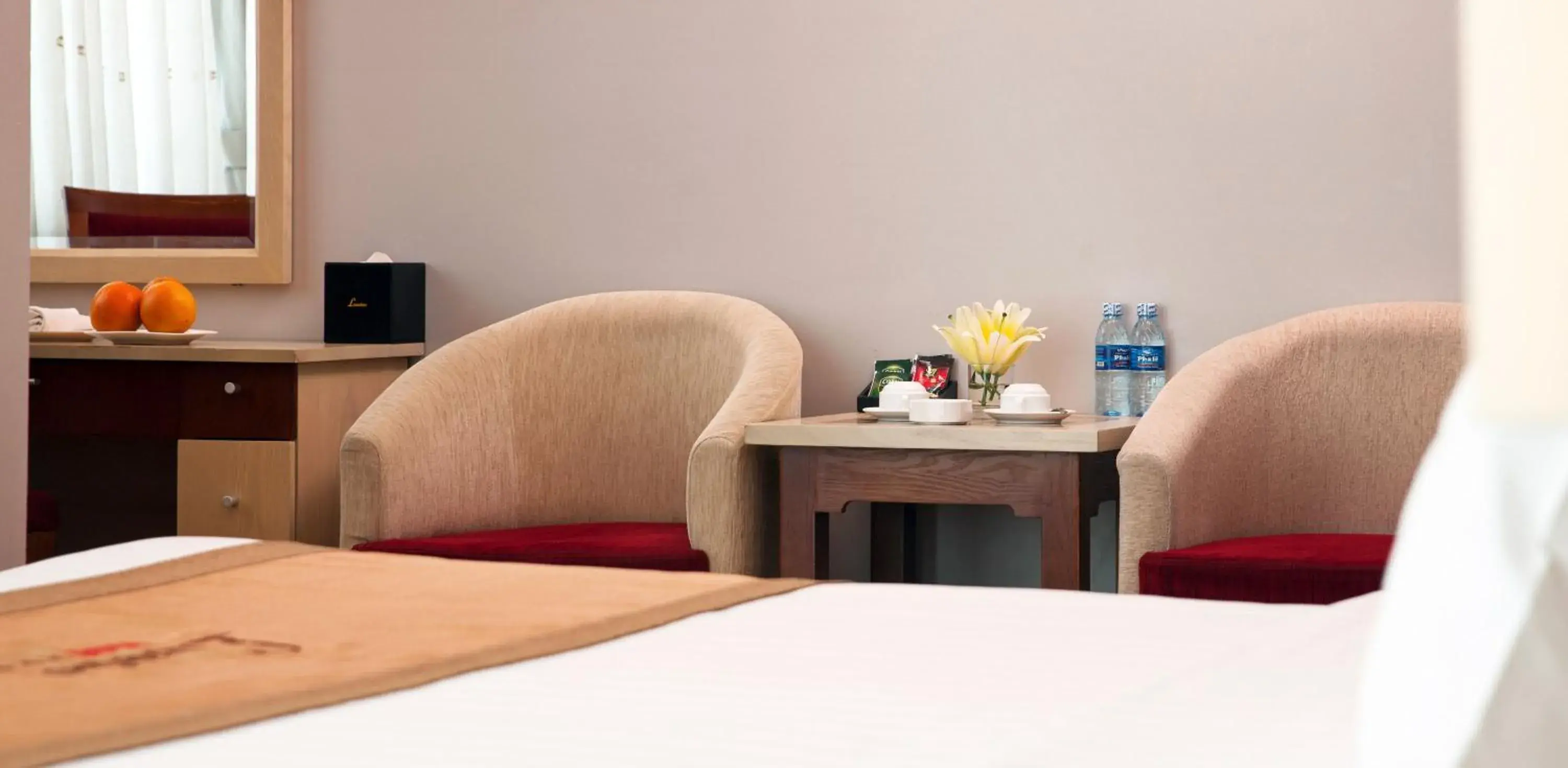 Coffee/tea facilities, Bed in Luxeden Hotel