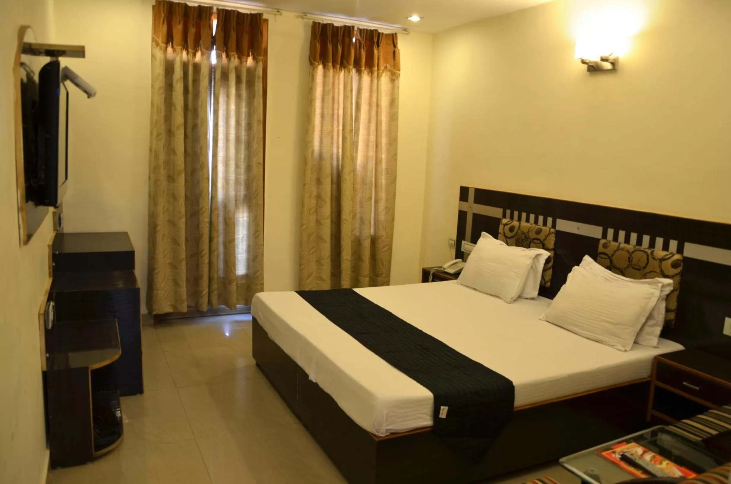 Photo of the whole room, Bed in Hotel Citi Heights