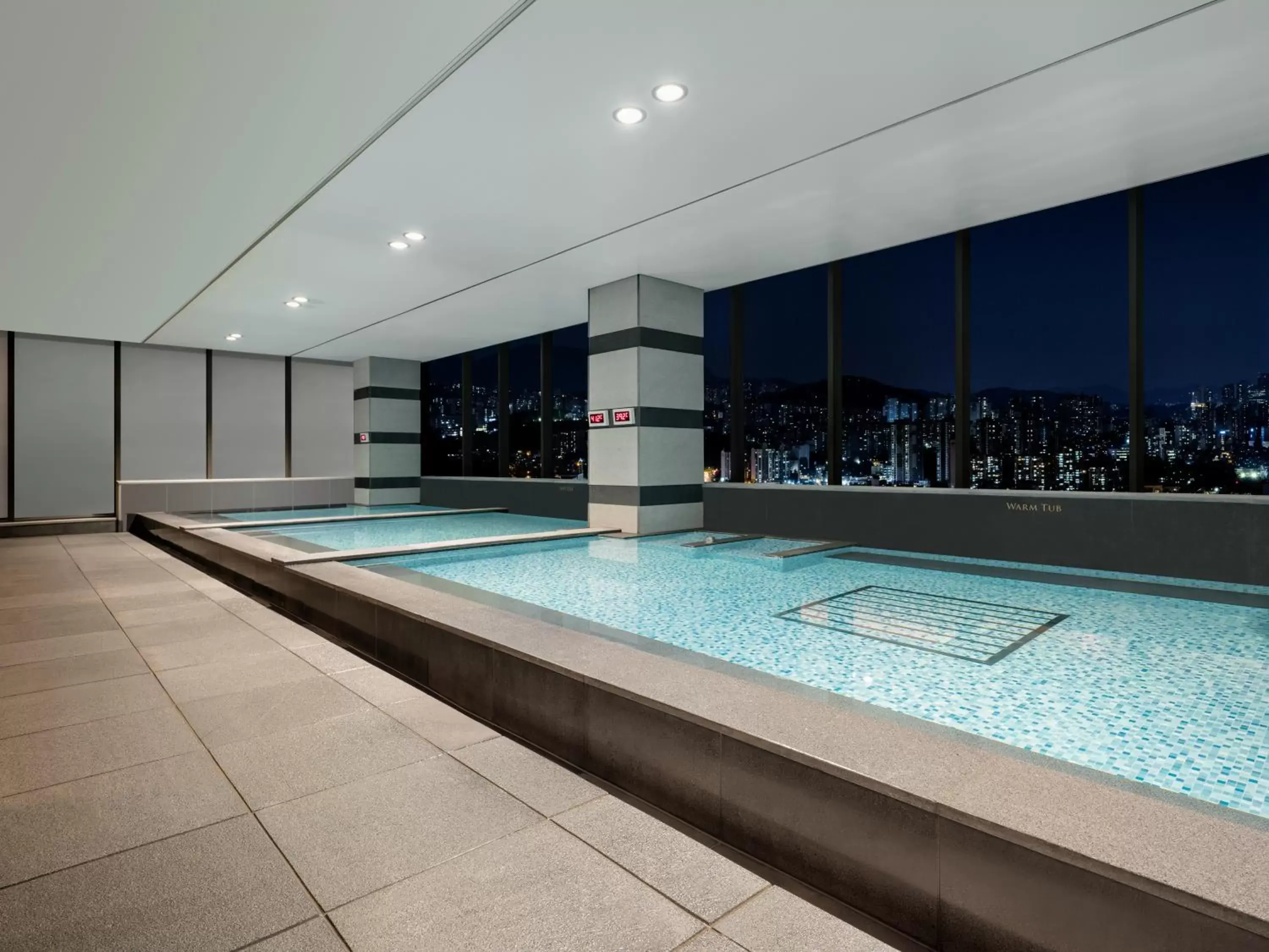 Sauna, Swimming Pool in Grand Mercure Ambassador Hotel and Residences Seoul Yongsan