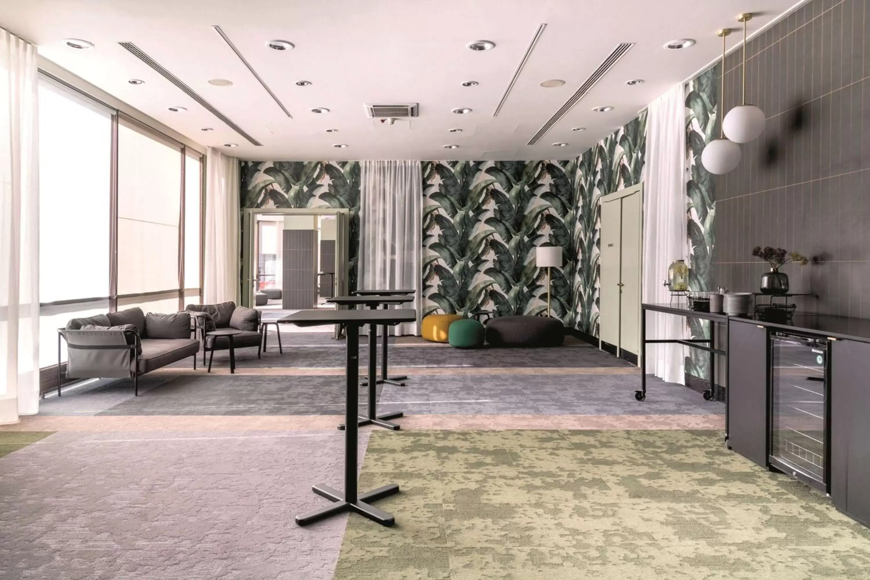 Meeting/conference room, Lobby/Reception in Vienna House by Wyndham Diplomat Prague