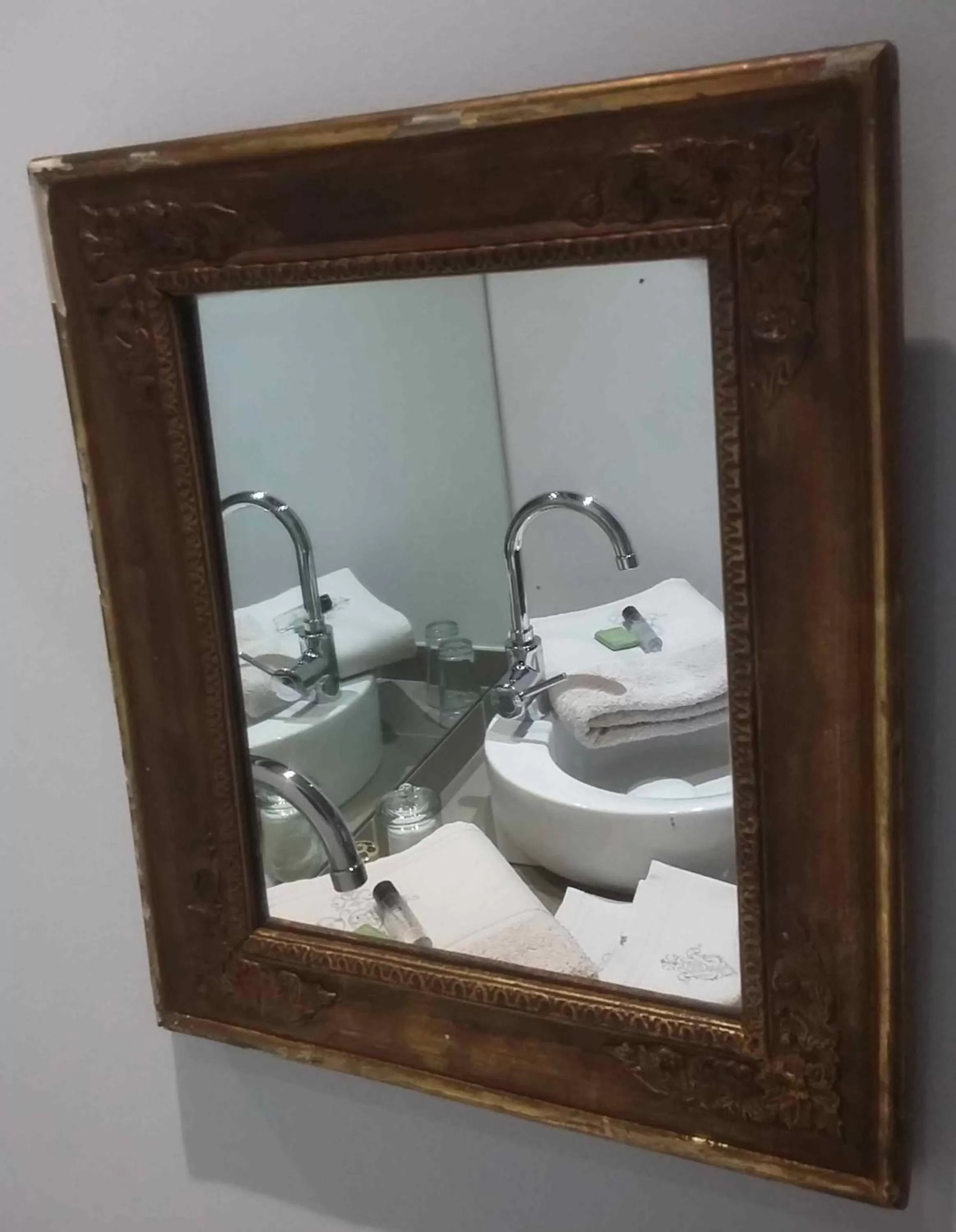 Bathroom in La Fréjade