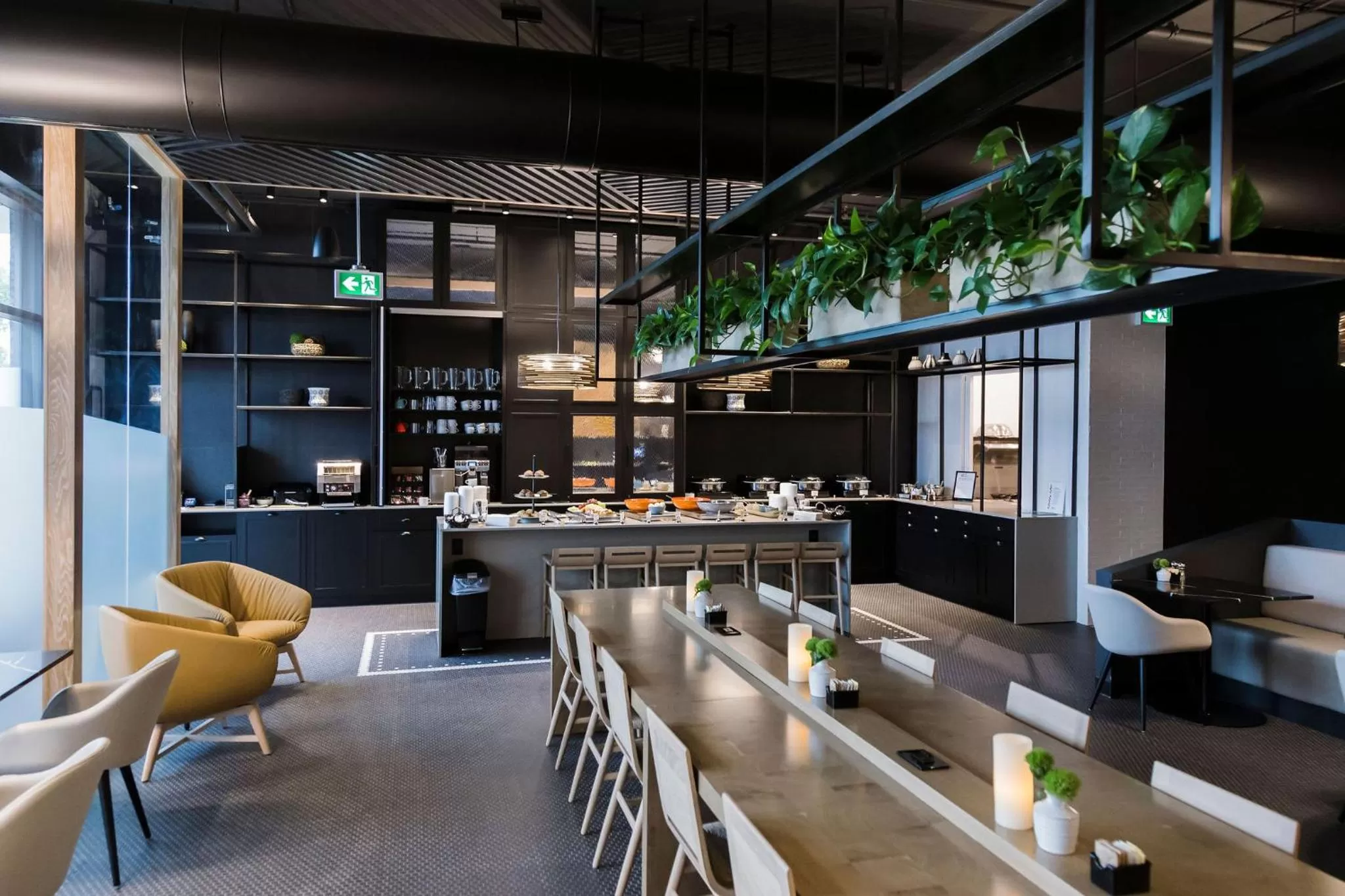 Coffee/tea facilities in Alt Hotel Saskatoon