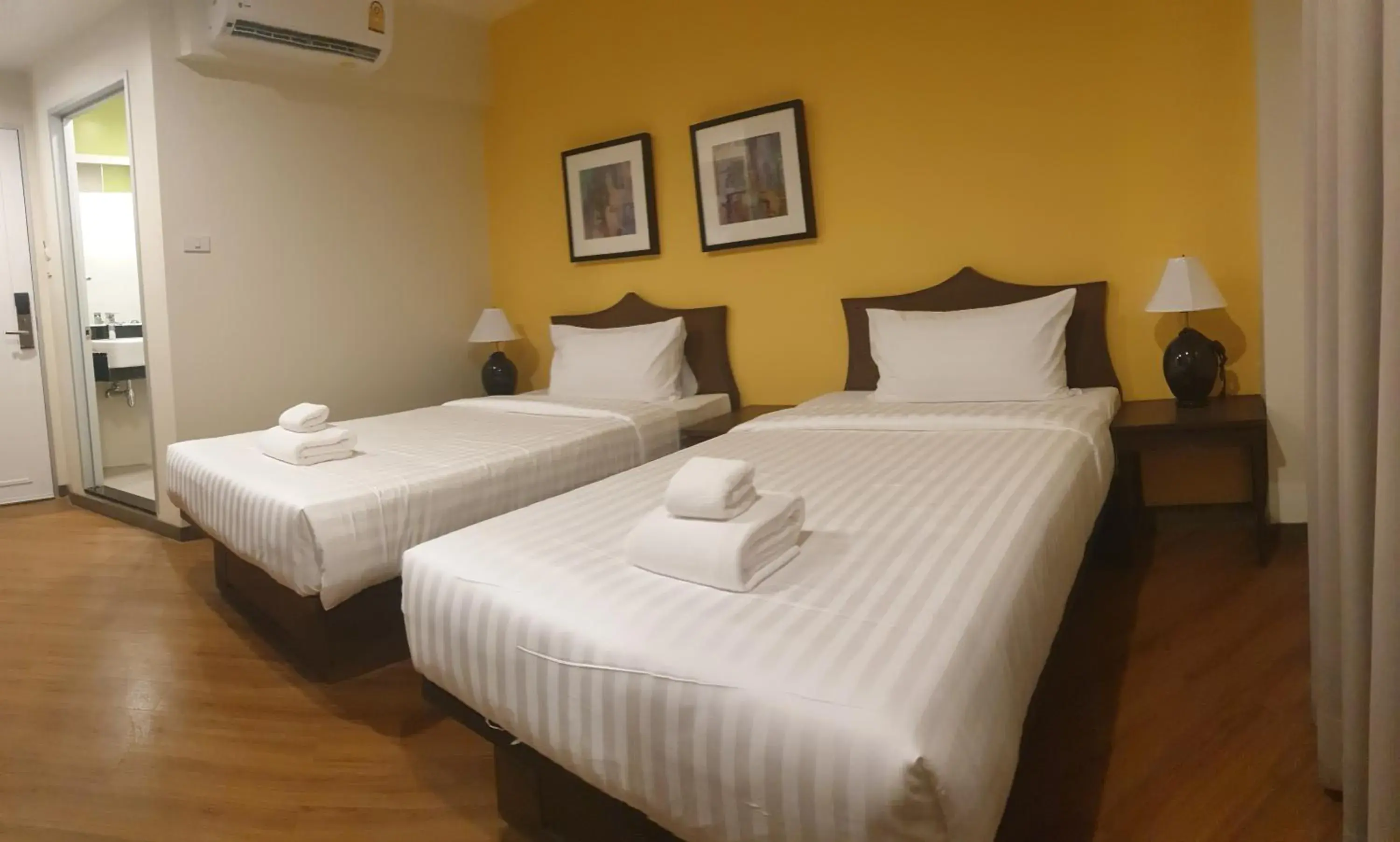 Bed in Vinary Hotel Sukhumvit - SHA EXTRA Plus