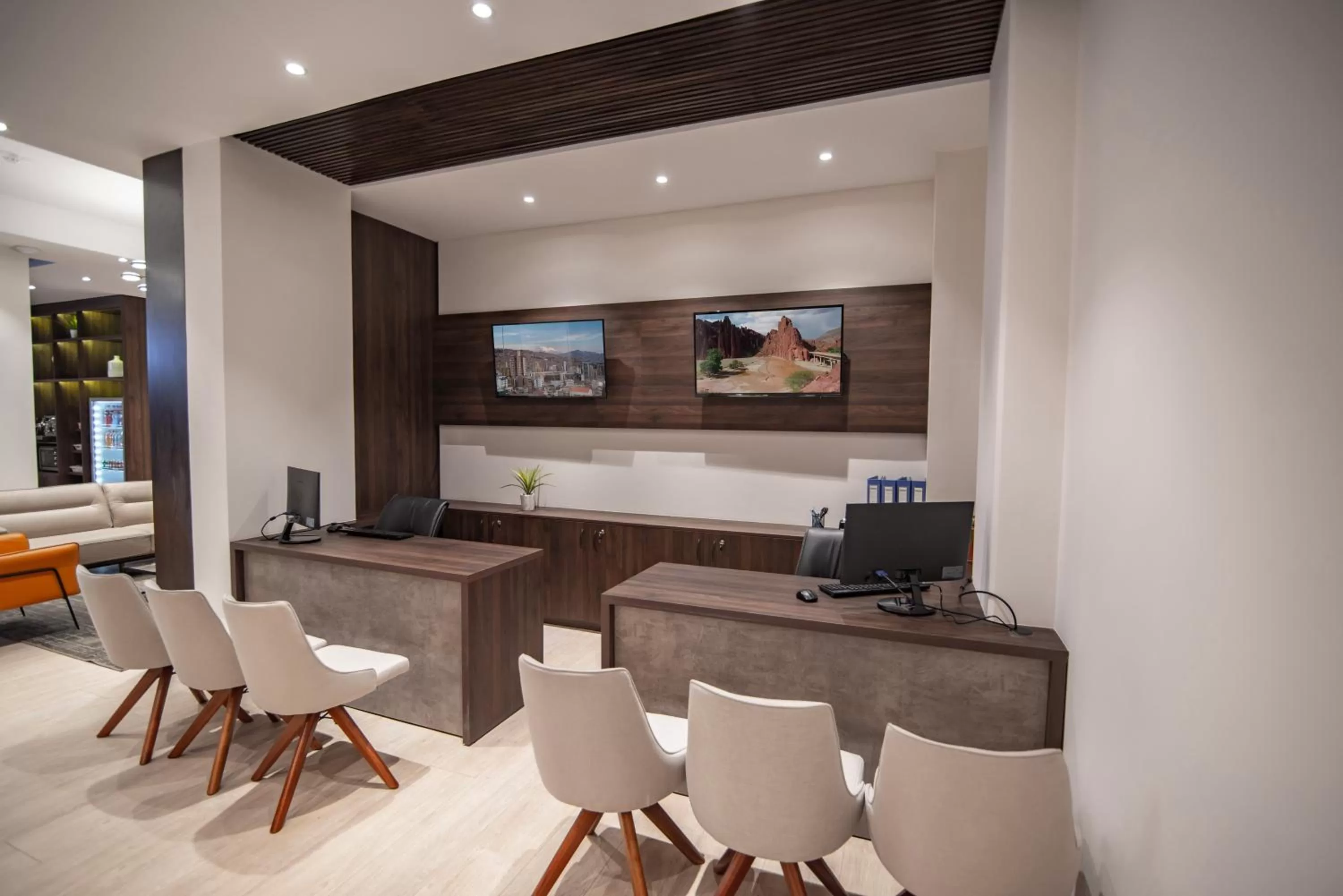 Living room in Mitru Express Hotel