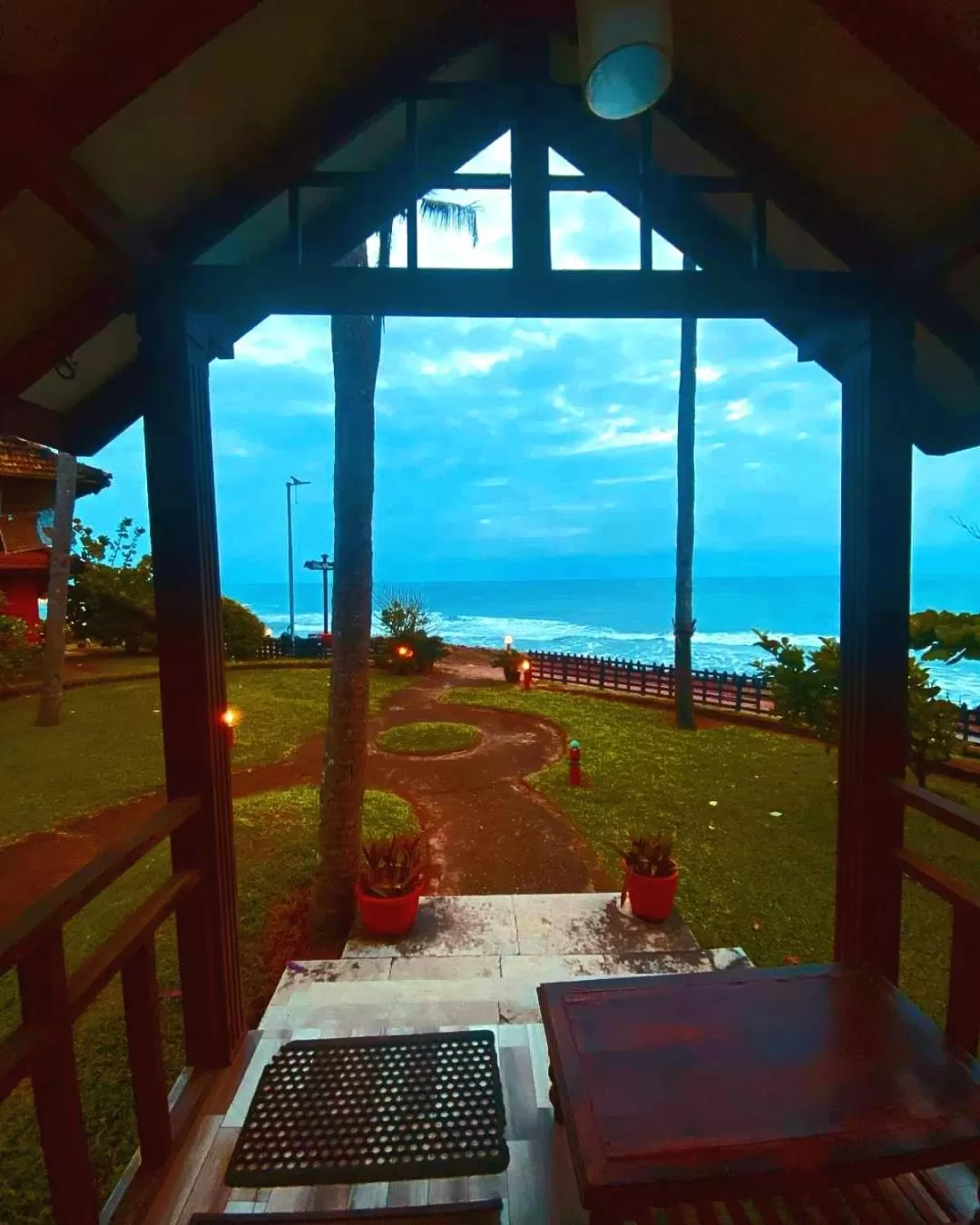 Blue Water Beach Resort