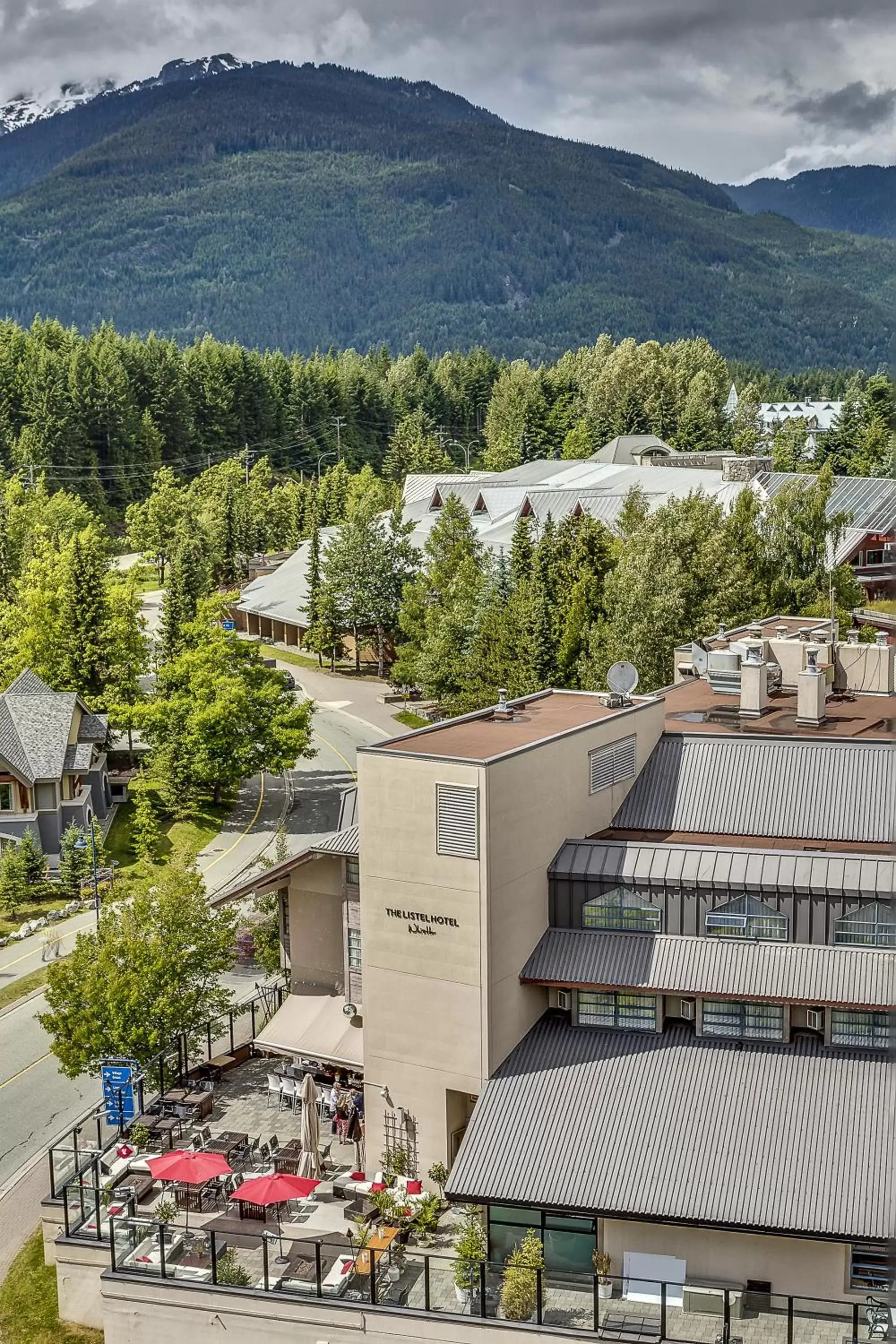 Bird's eye view, Bird's-eye View in The Listel Hotel Whistler