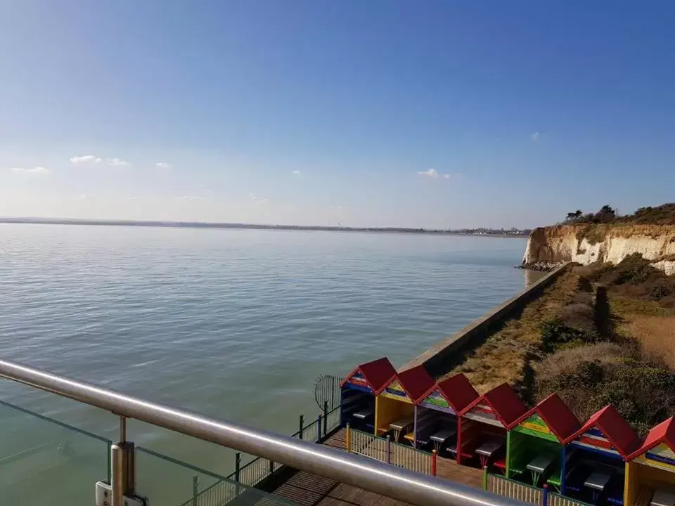 Restaurant/places to eat, Sea View in The Pegwell Bay Hotel