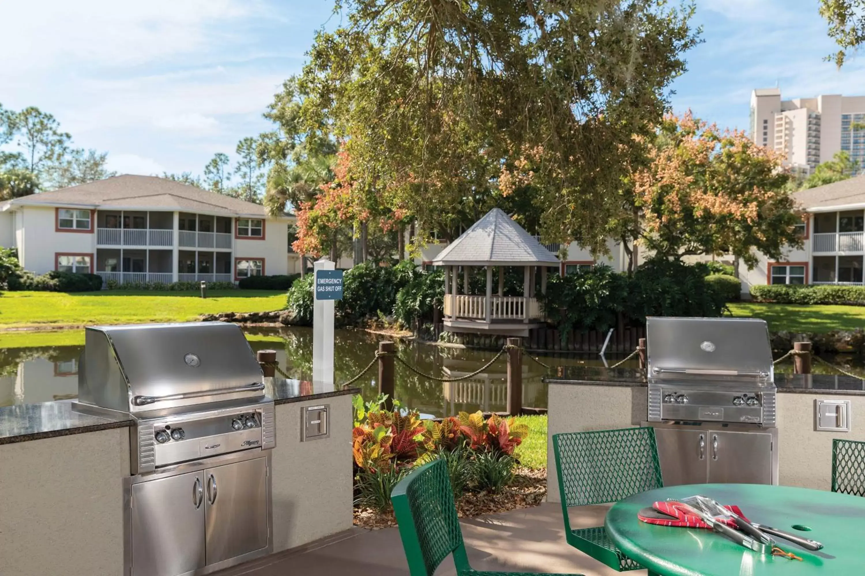 Restaurant/places to eat, BBQ Facilities in Sheraton Vistana Resort Villas, Lake Buena Vista Orlando