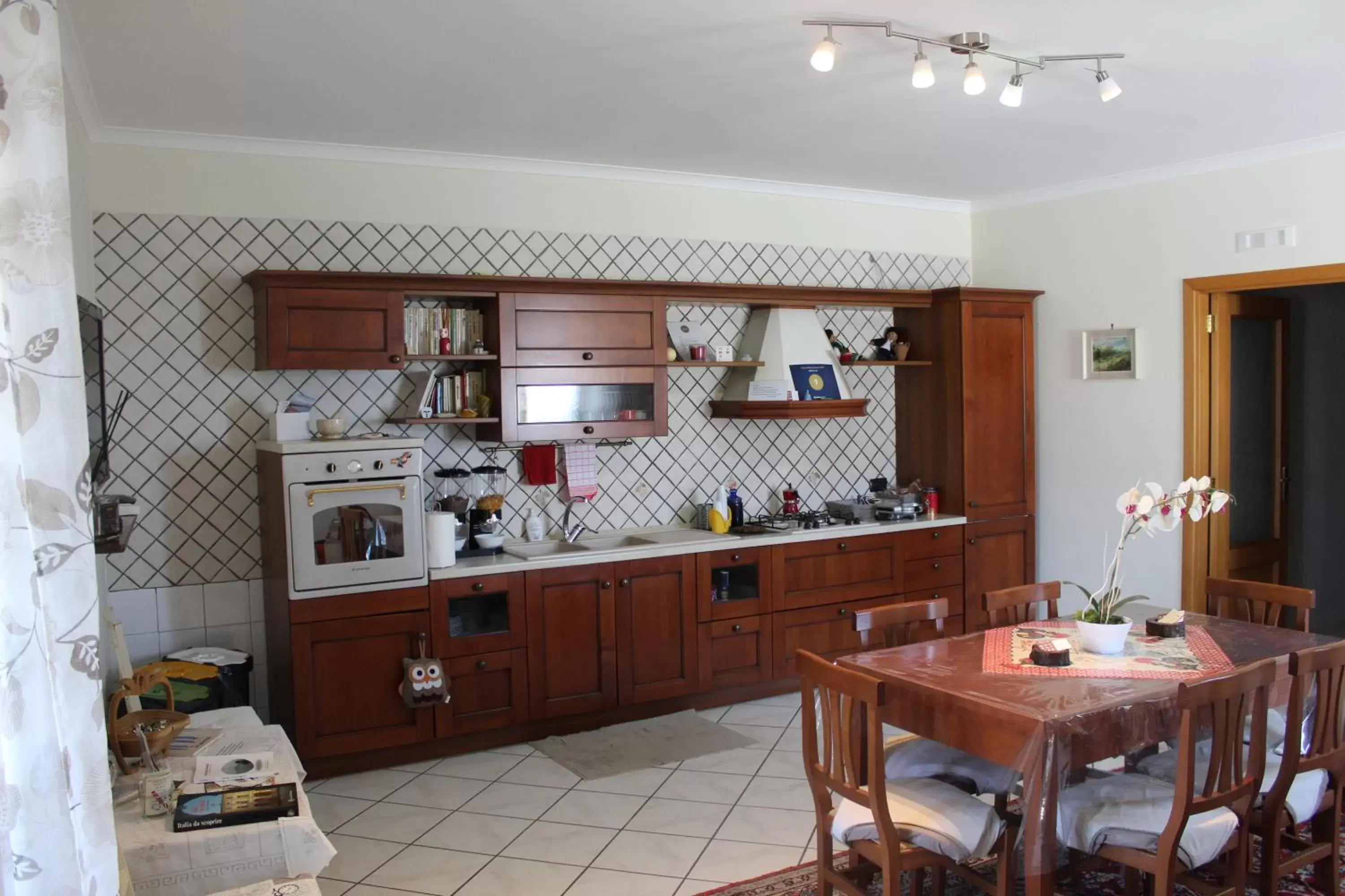 Kitchen or kitchenette, Kitchen/Kitchenette in B&B Eracle