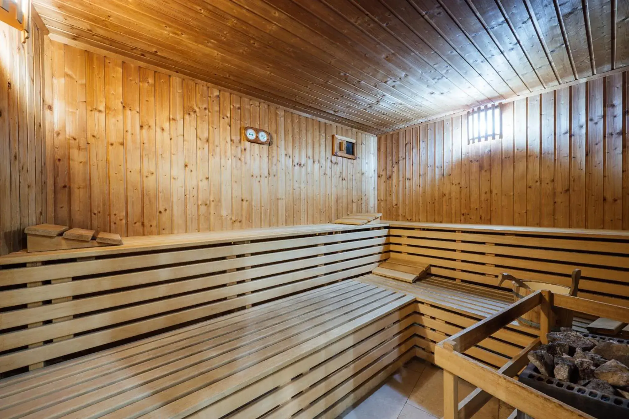 Sauna in Peakture Hotel