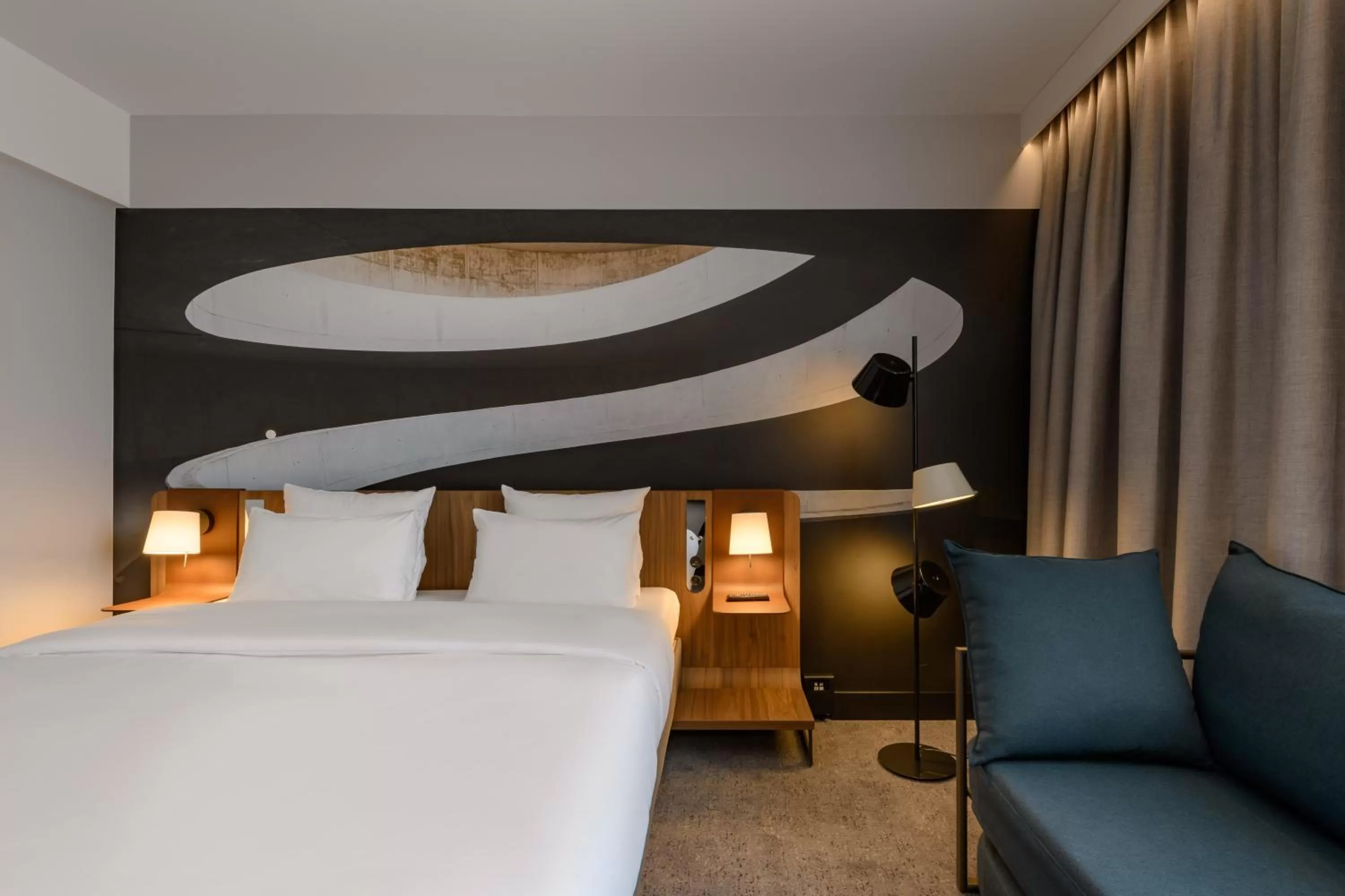 Bed in Novotel Regensburg Zentrum