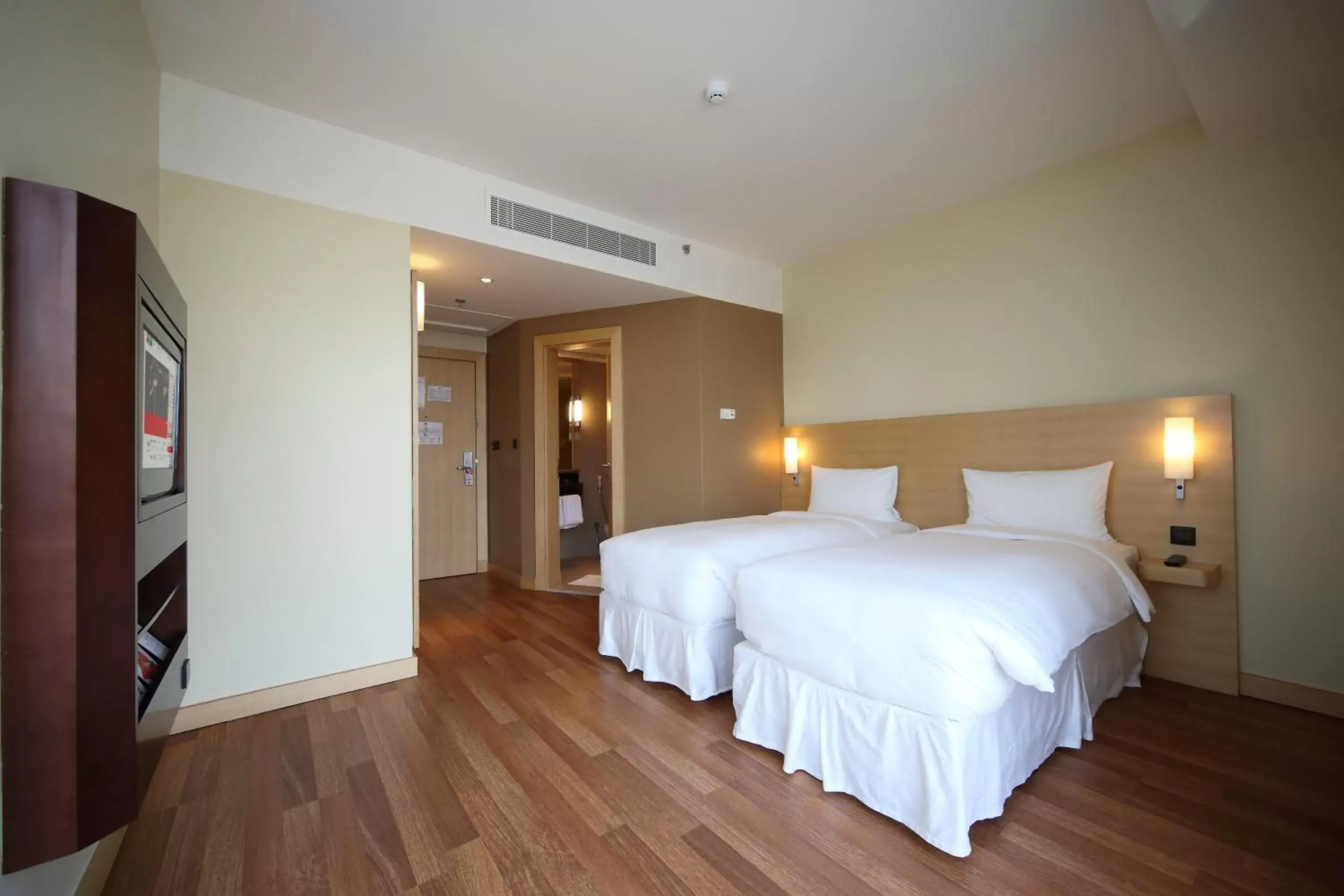 Bed in Ibis Riyadh Olaya Street Bed in Ibis Riyadh Olaya Street