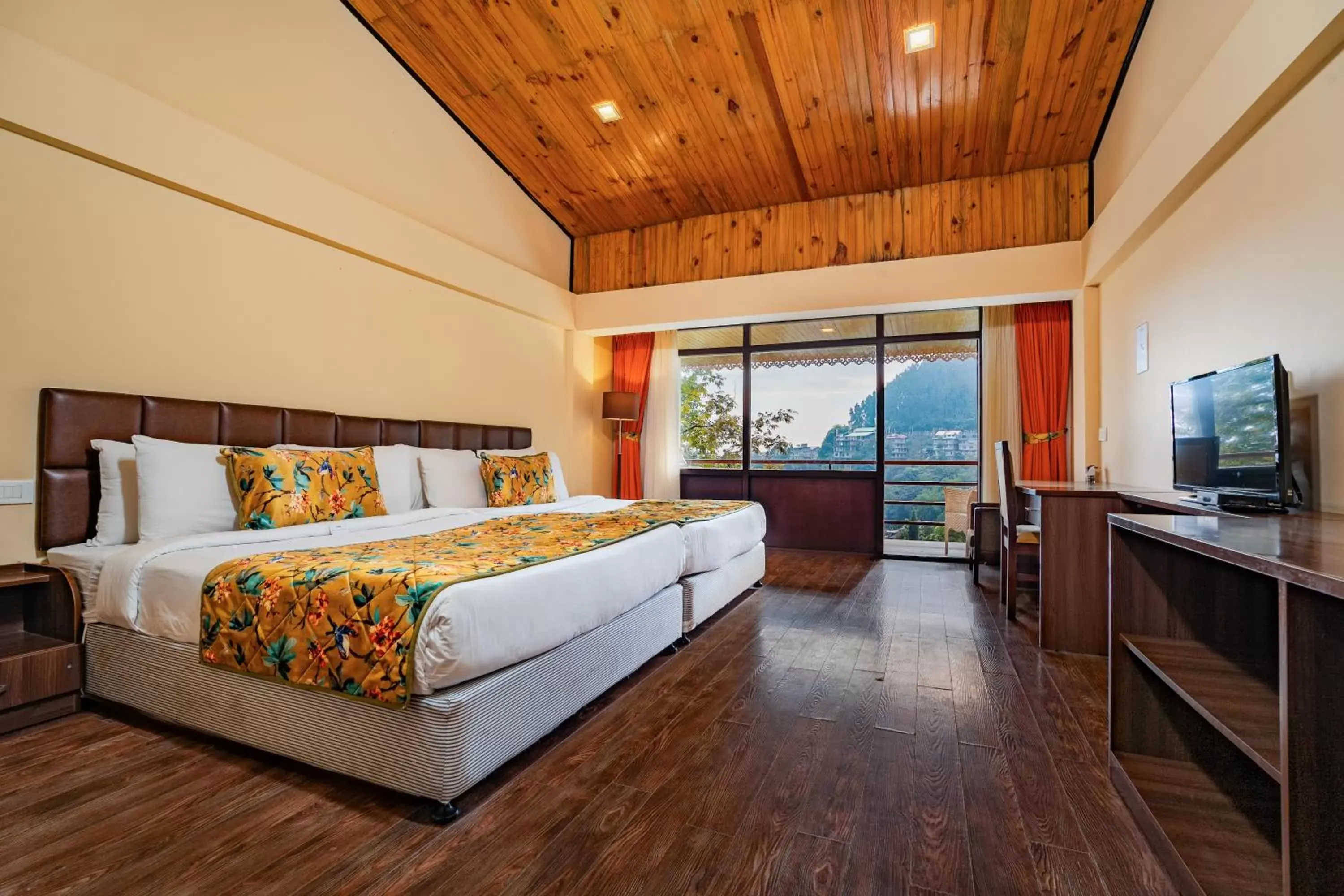 Bed in Summit Norling Resort & Spa