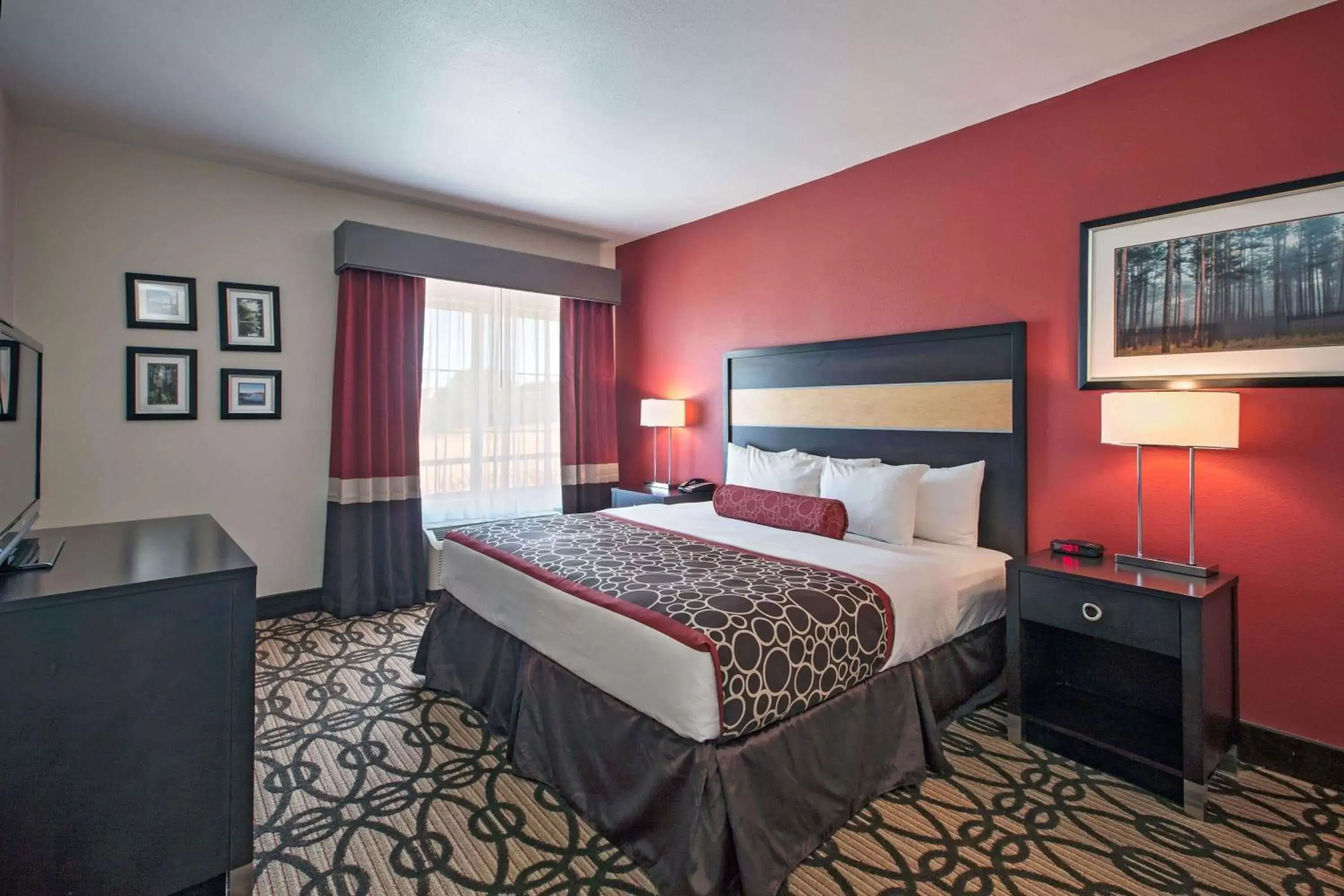Deluxe King Suite - Mobility Access/Non-Smoking in La Quinta by Wyndham Leesville Ft. Polk