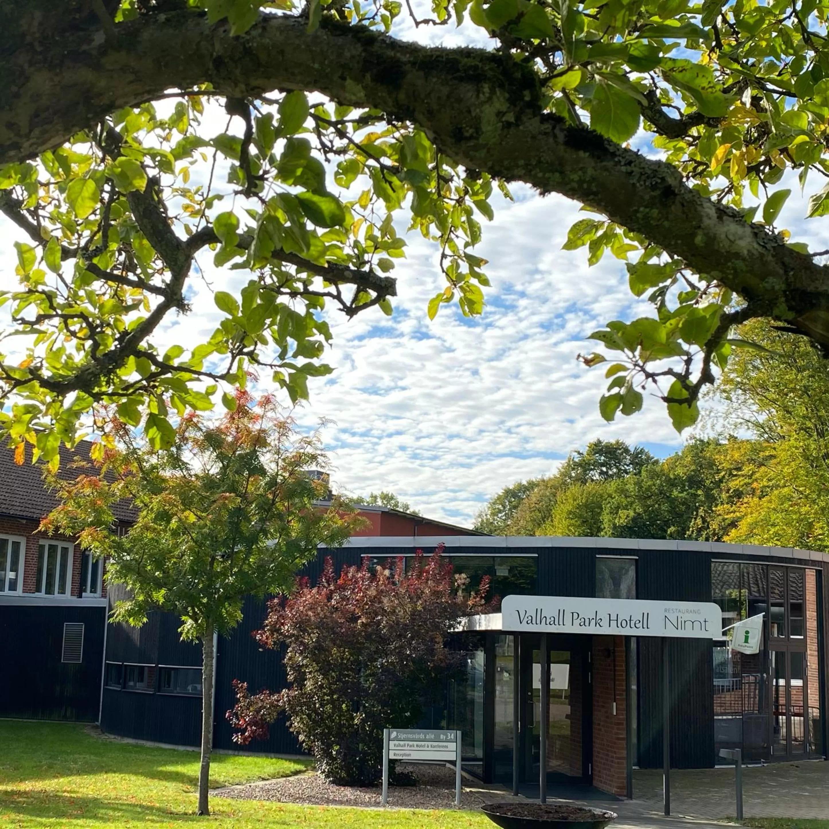 Property building in Best Western Valhall Park Hotell