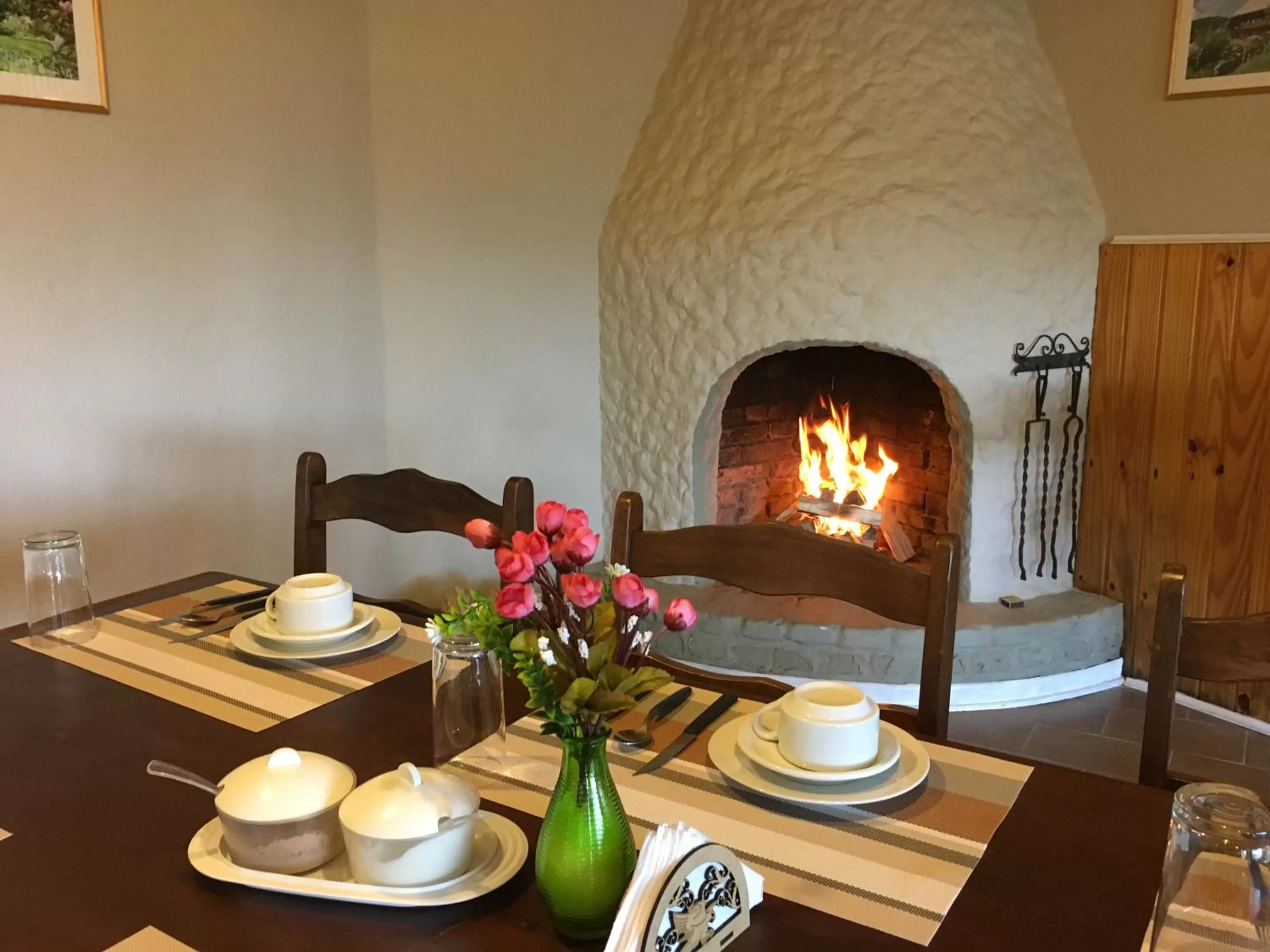 Breakfast in Pousada Aguia da Montanha