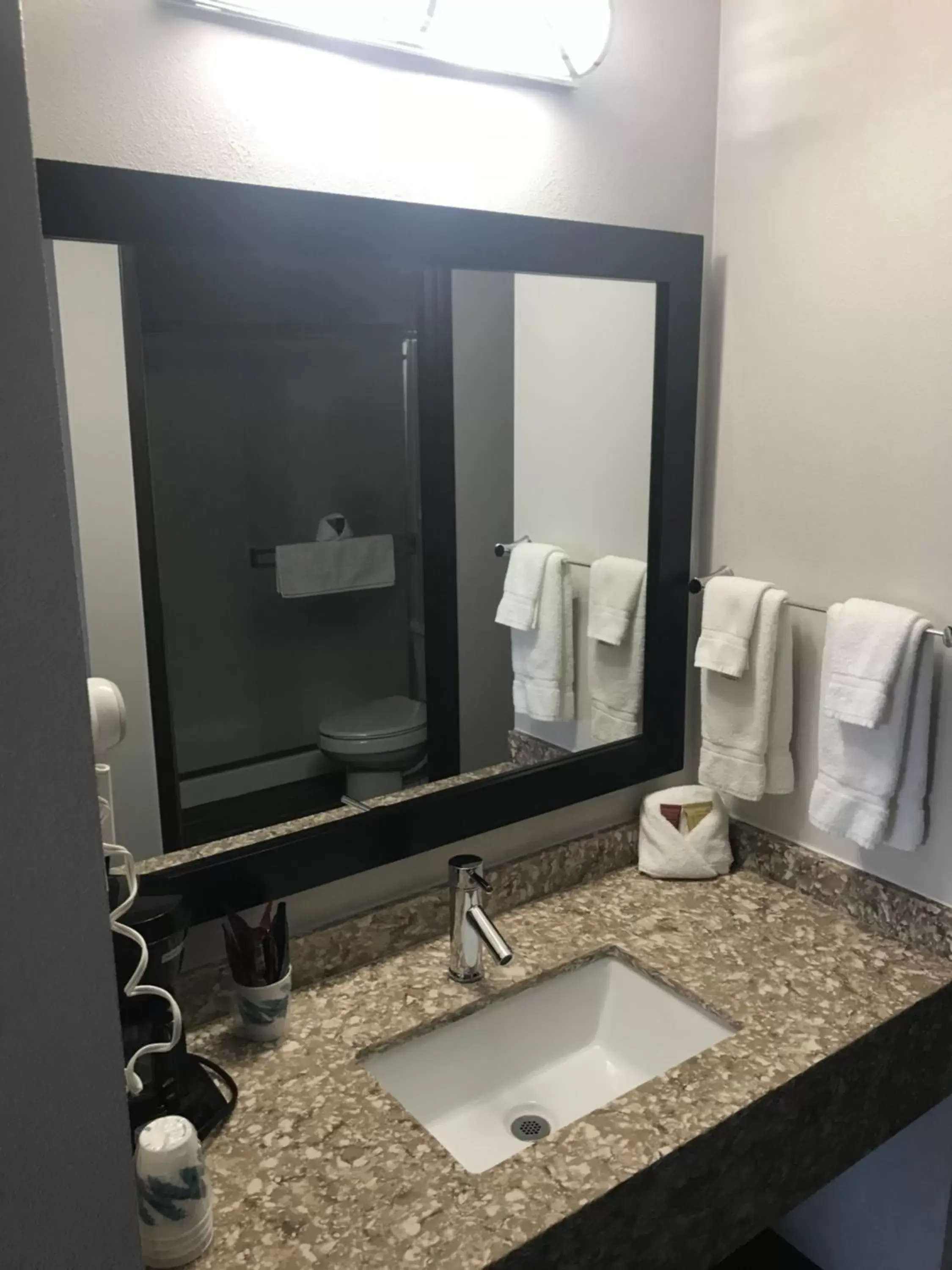 Bathroom in Ten Pin Inn & Suites