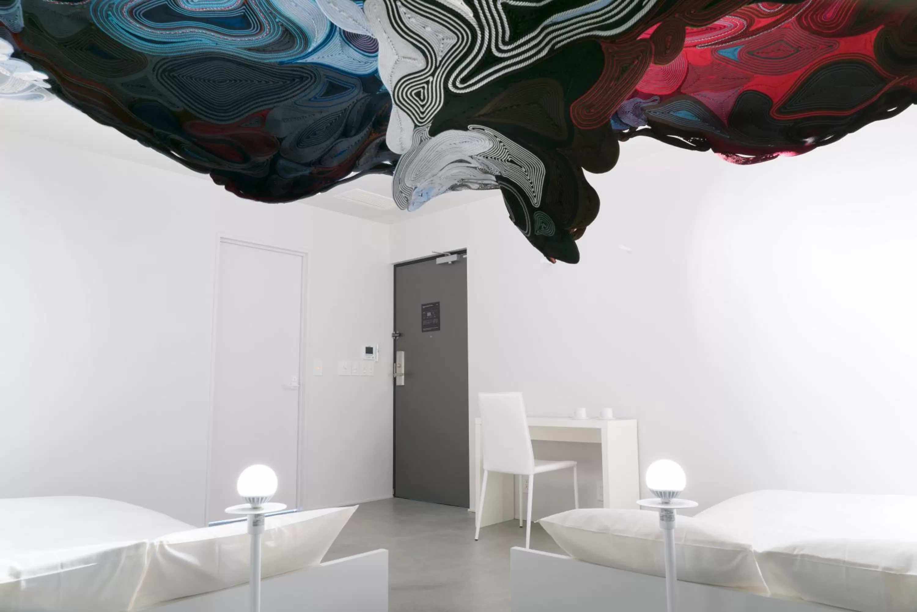 Photo of the whole room, Bed in BnA Alter Museum