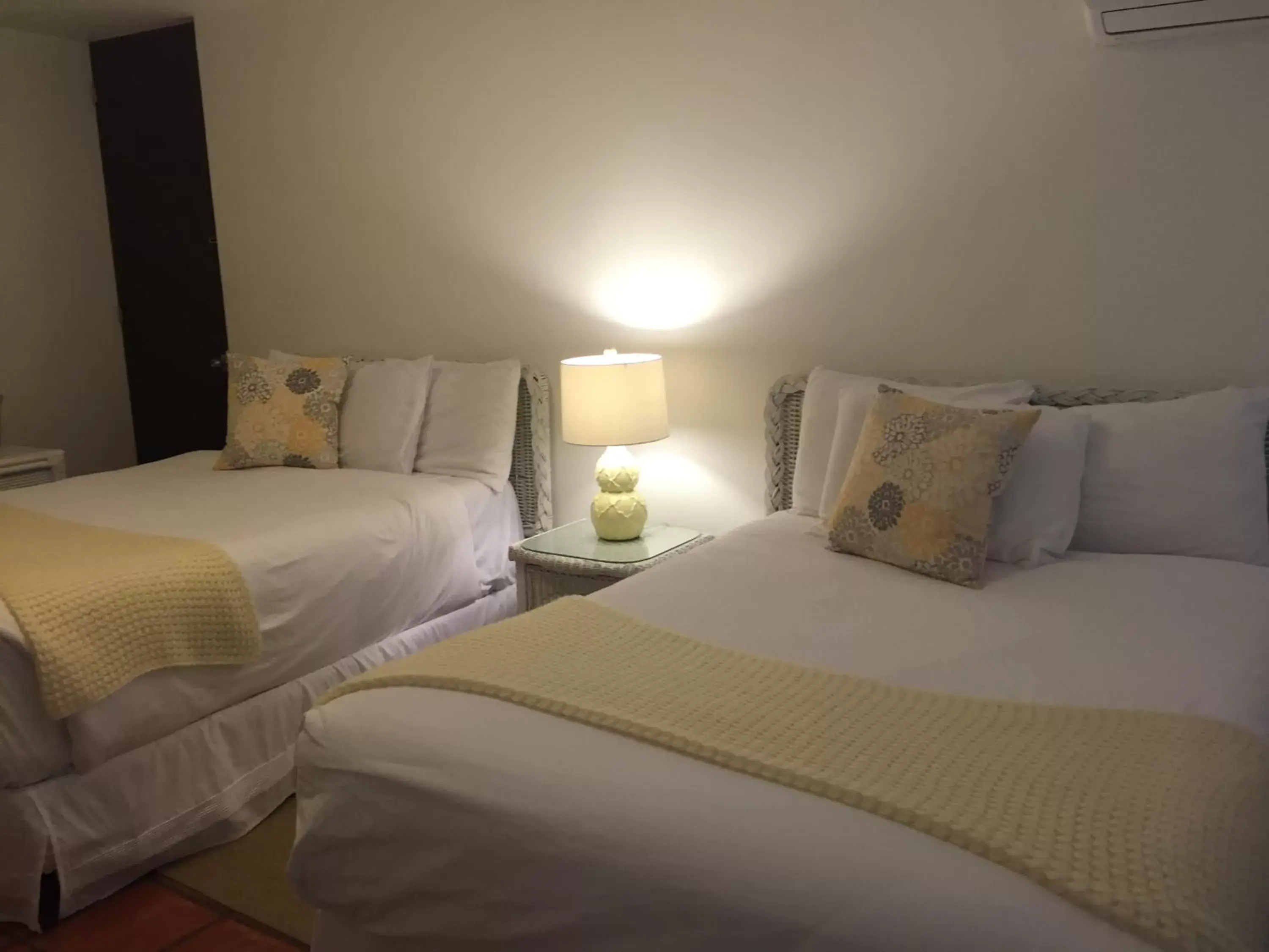 Bedroom, Bed in Hosteria del Mar