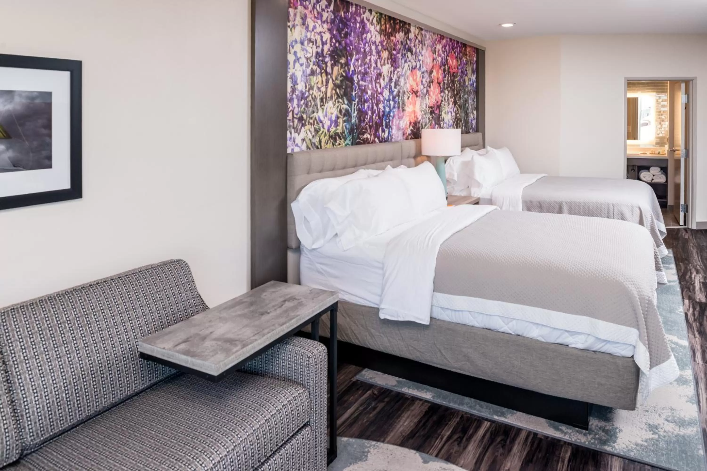 Photo of the whole room, Bed in Hotel Indigo Frisco by IHG