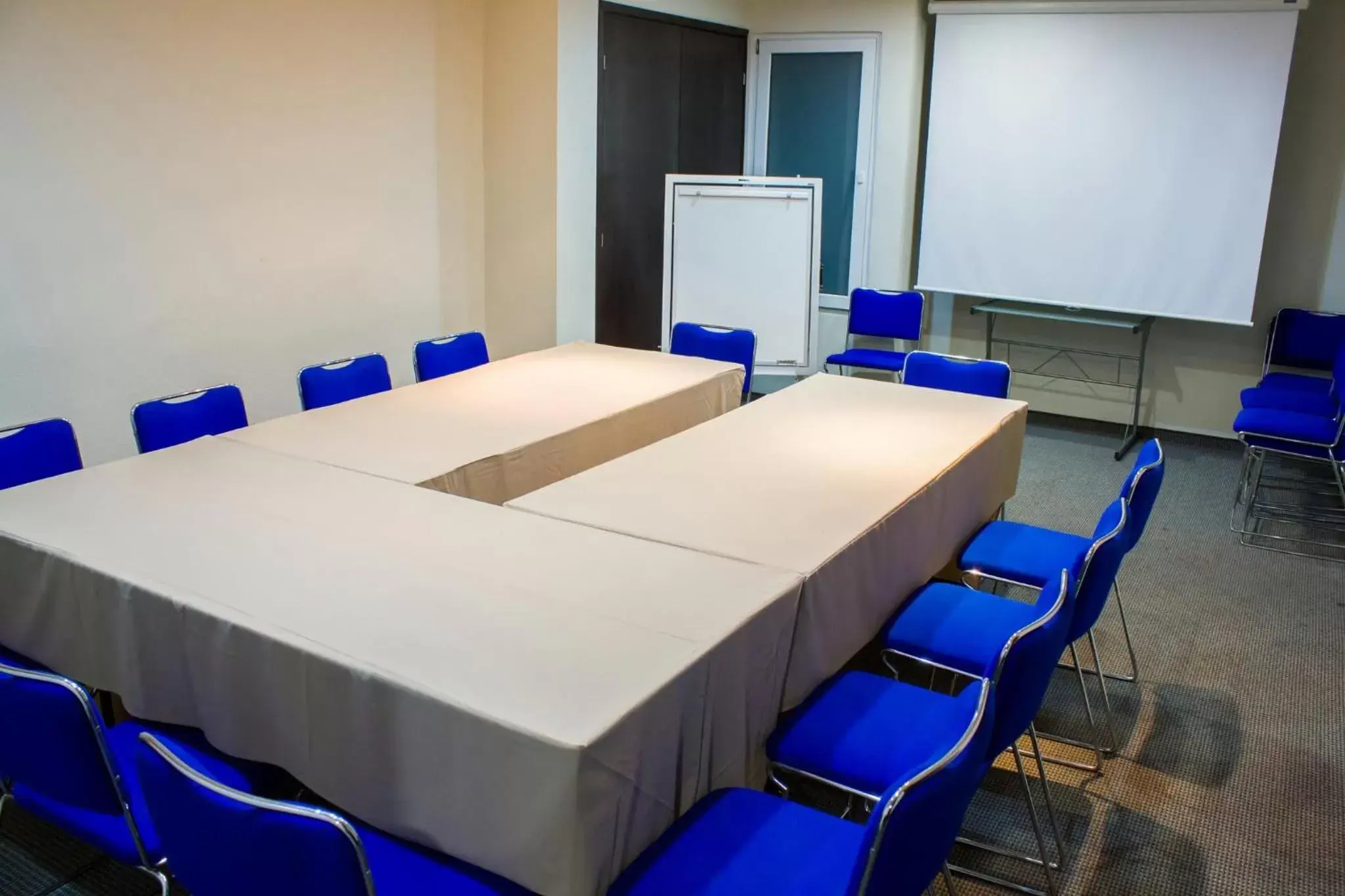 Meeting/conference room in Holiday Inn Express Morelia Centro Historico