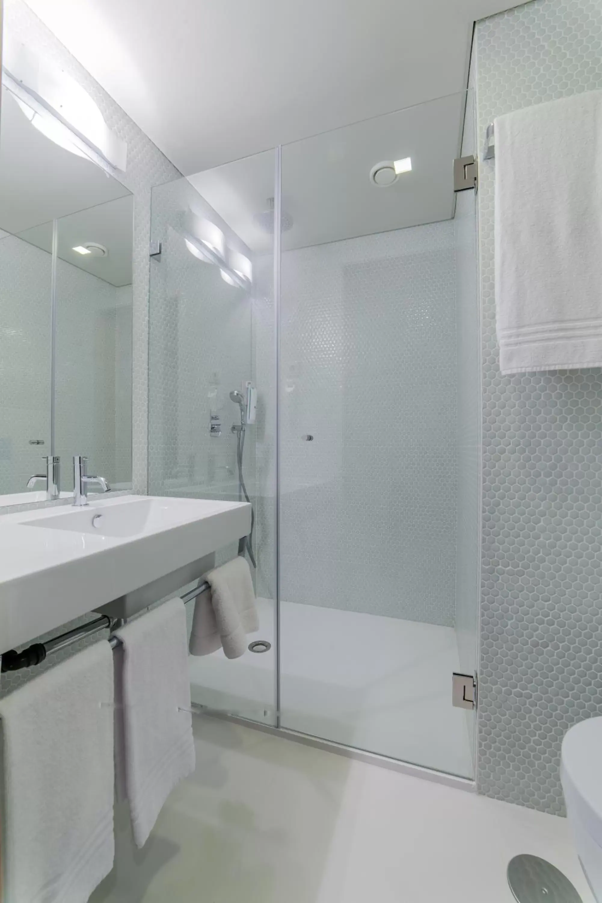 Bathroom in Moov Hotel Porto Norte