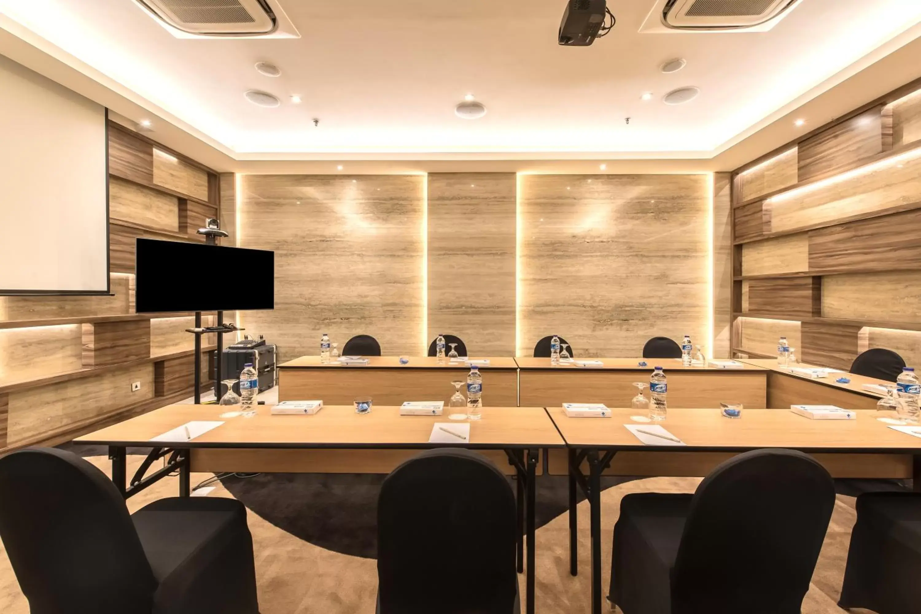 Meeting/conference room in Ashley Wahid Hasyim Jakarta