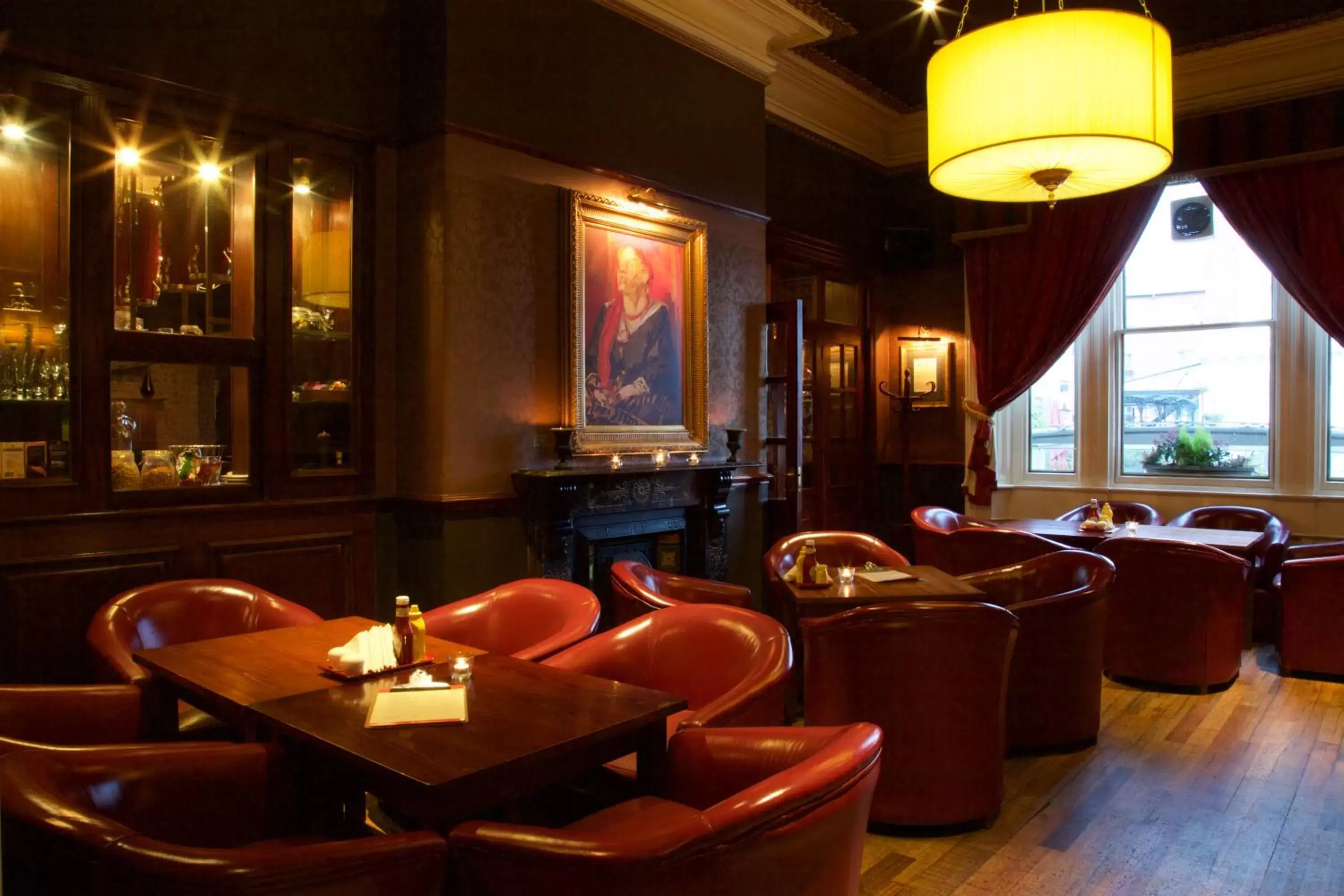 Restaurant/places to eat, Lounge/Bar in The Queen at Chester Hotel, BW Premier Collection