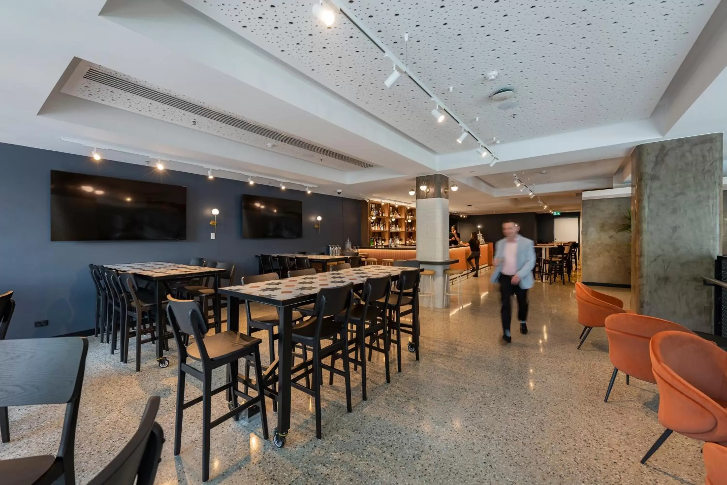 Lounge or bar, Restaurant/Places to Eat in TRYP by Wyndham Pulteney Street Adelaide