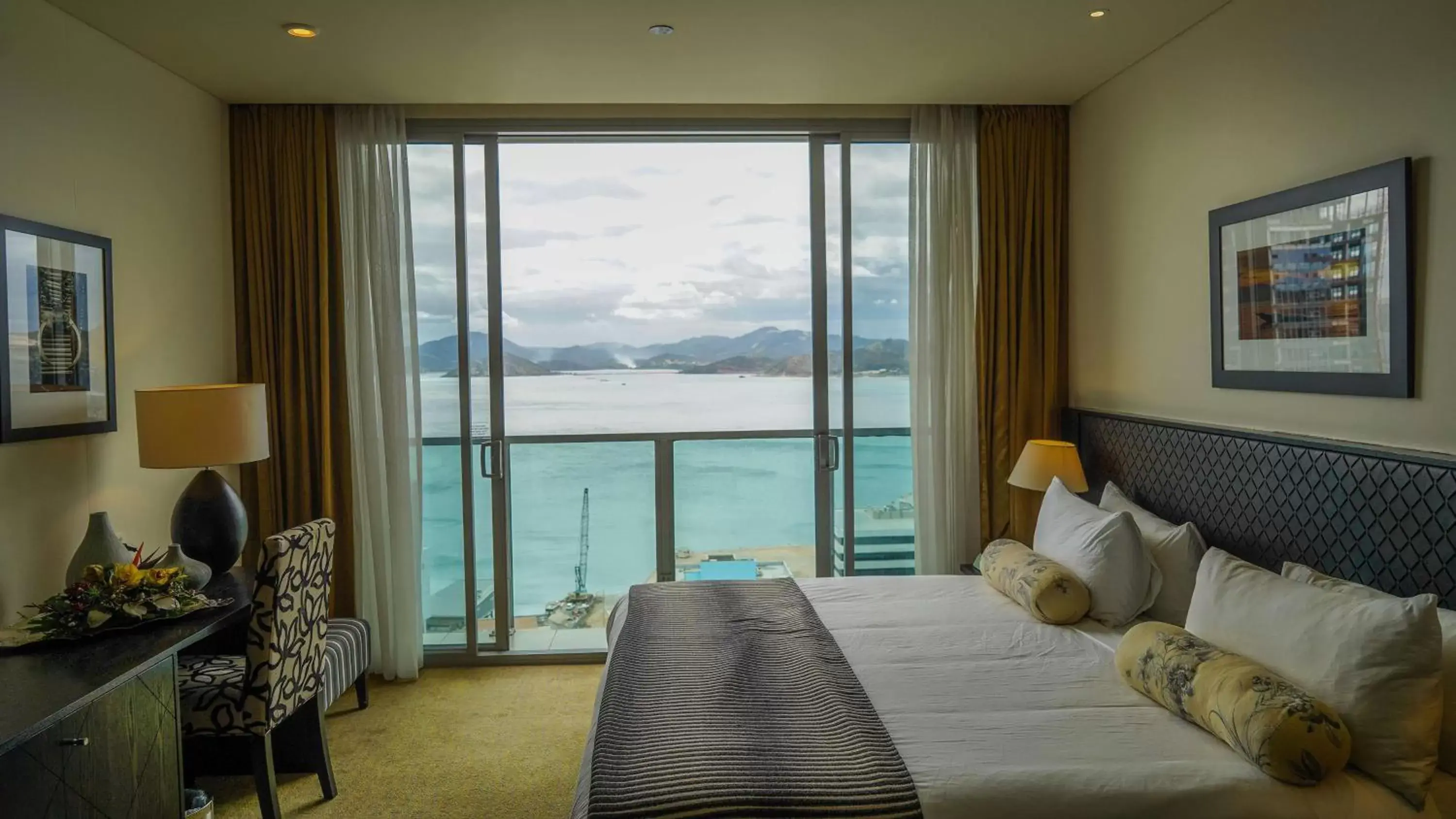 Bedroom in Grand Papua Hotel, a member of Radisson Individuals