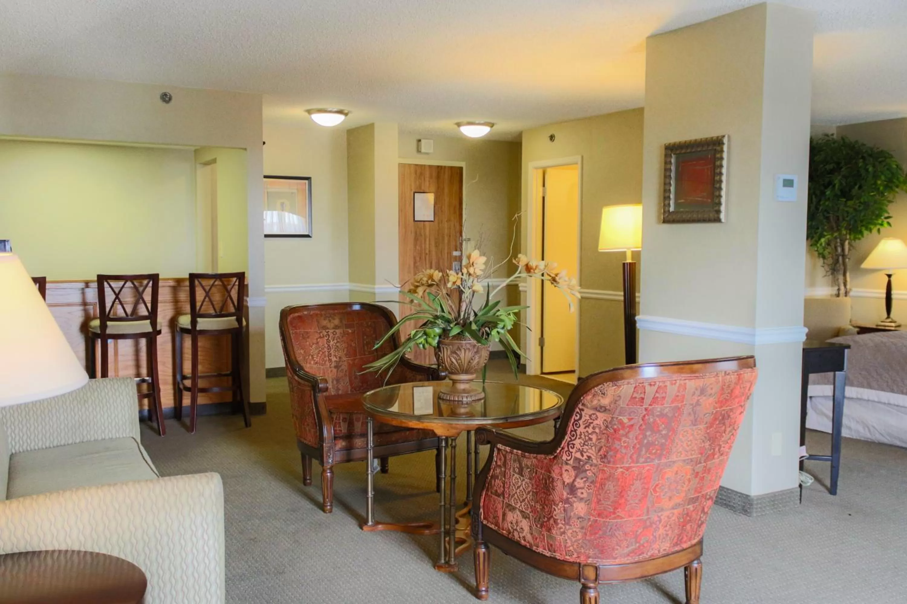 Restaurant/places to eat in Ramada Plaza by Wyndham Atlanta Airport