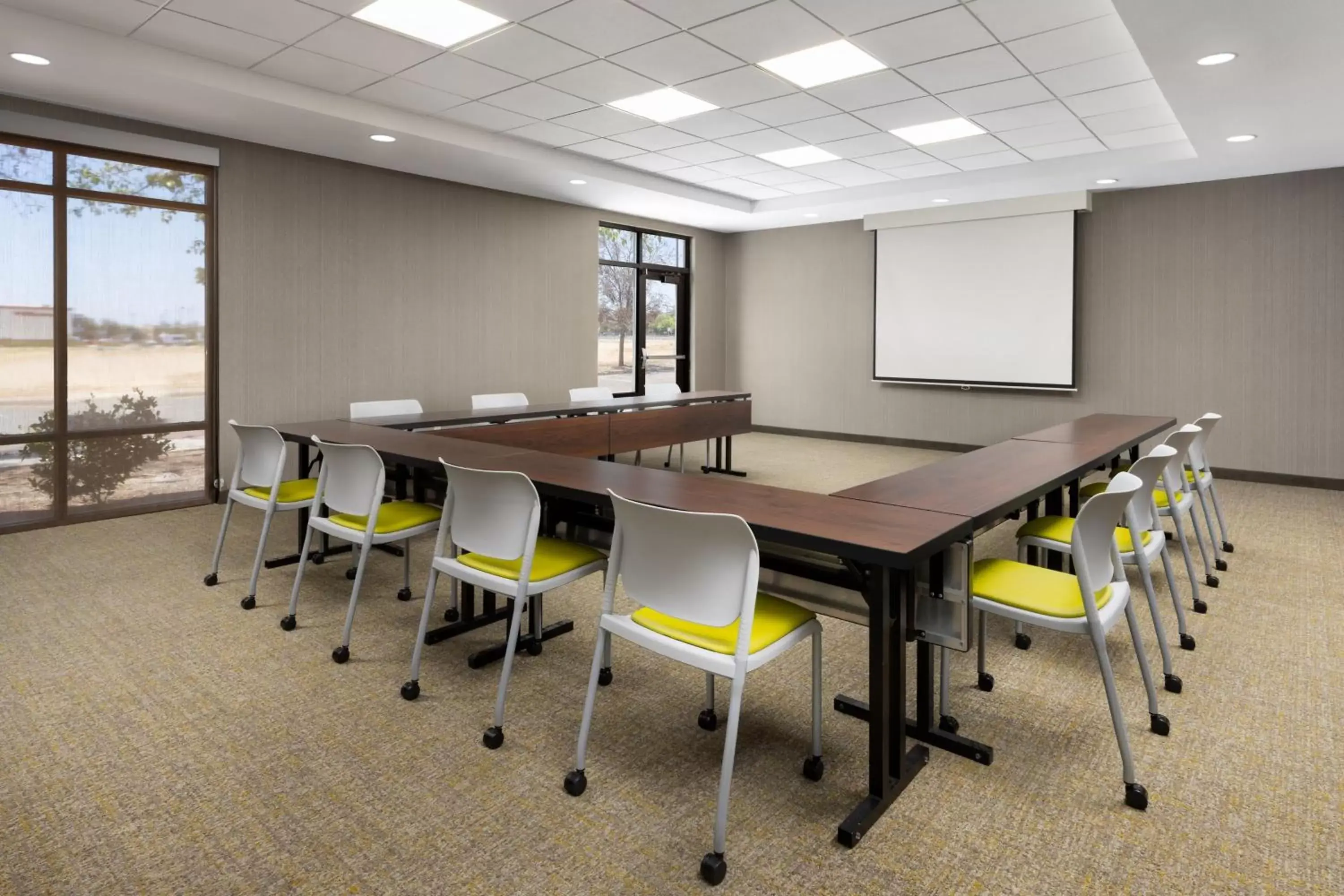 Meeting/conference room in SpringHill Suites Fresno