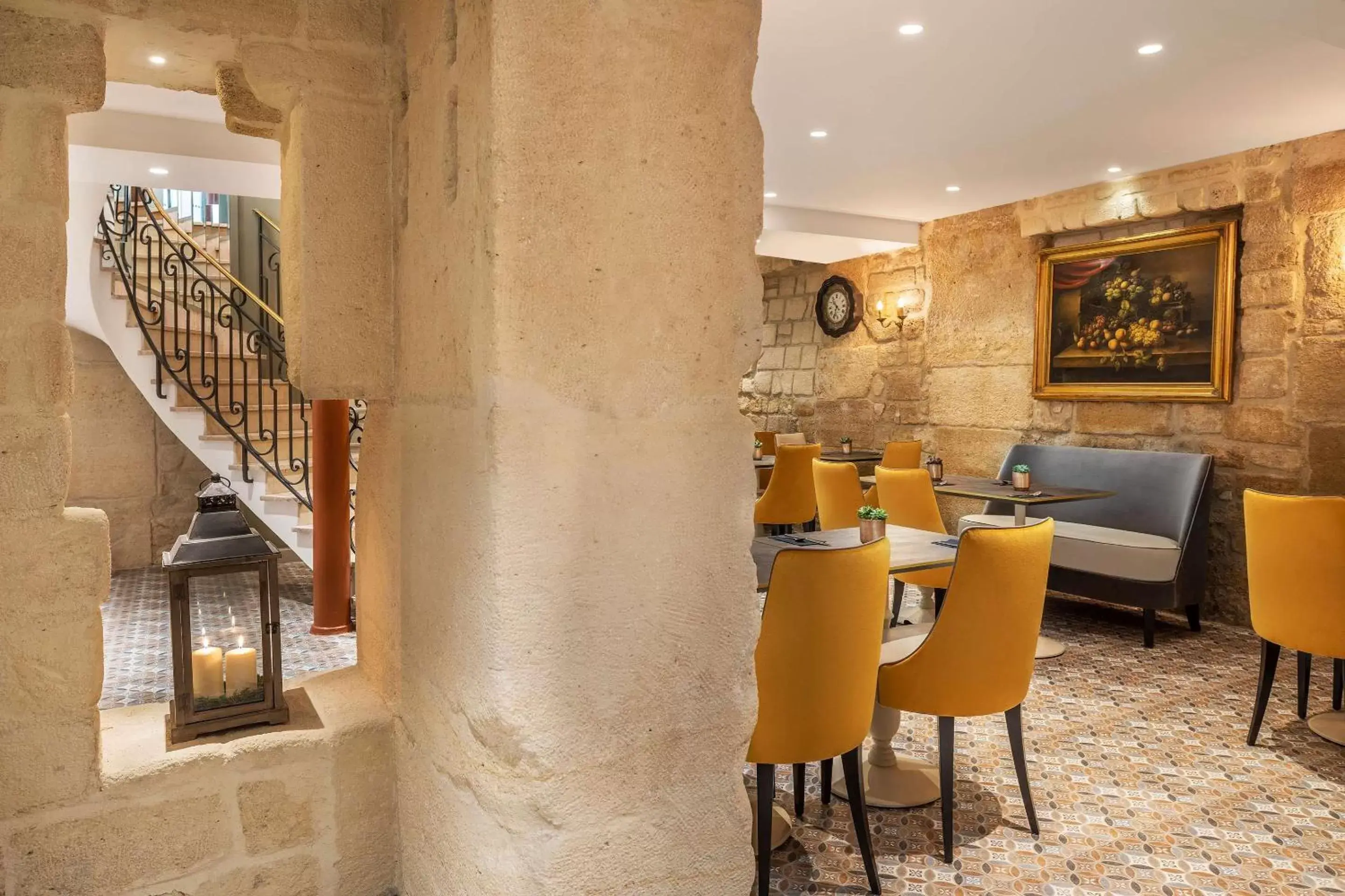Restaurant/places to eat in Hotel Ducs de Bourgogne