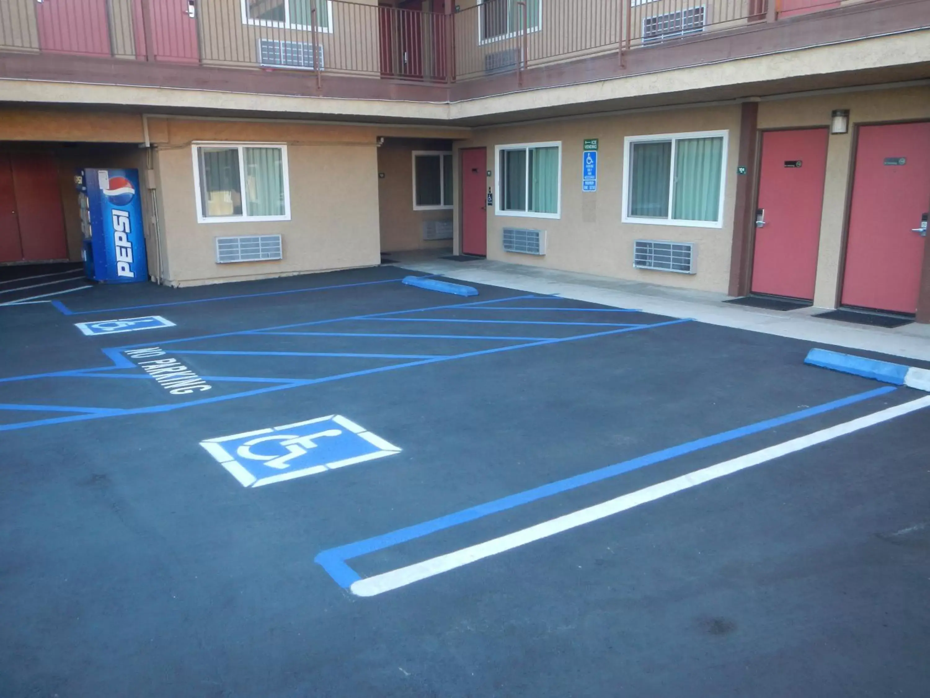 Property building, Other Activities in Rodeway Inn Carson - Los Angeles South