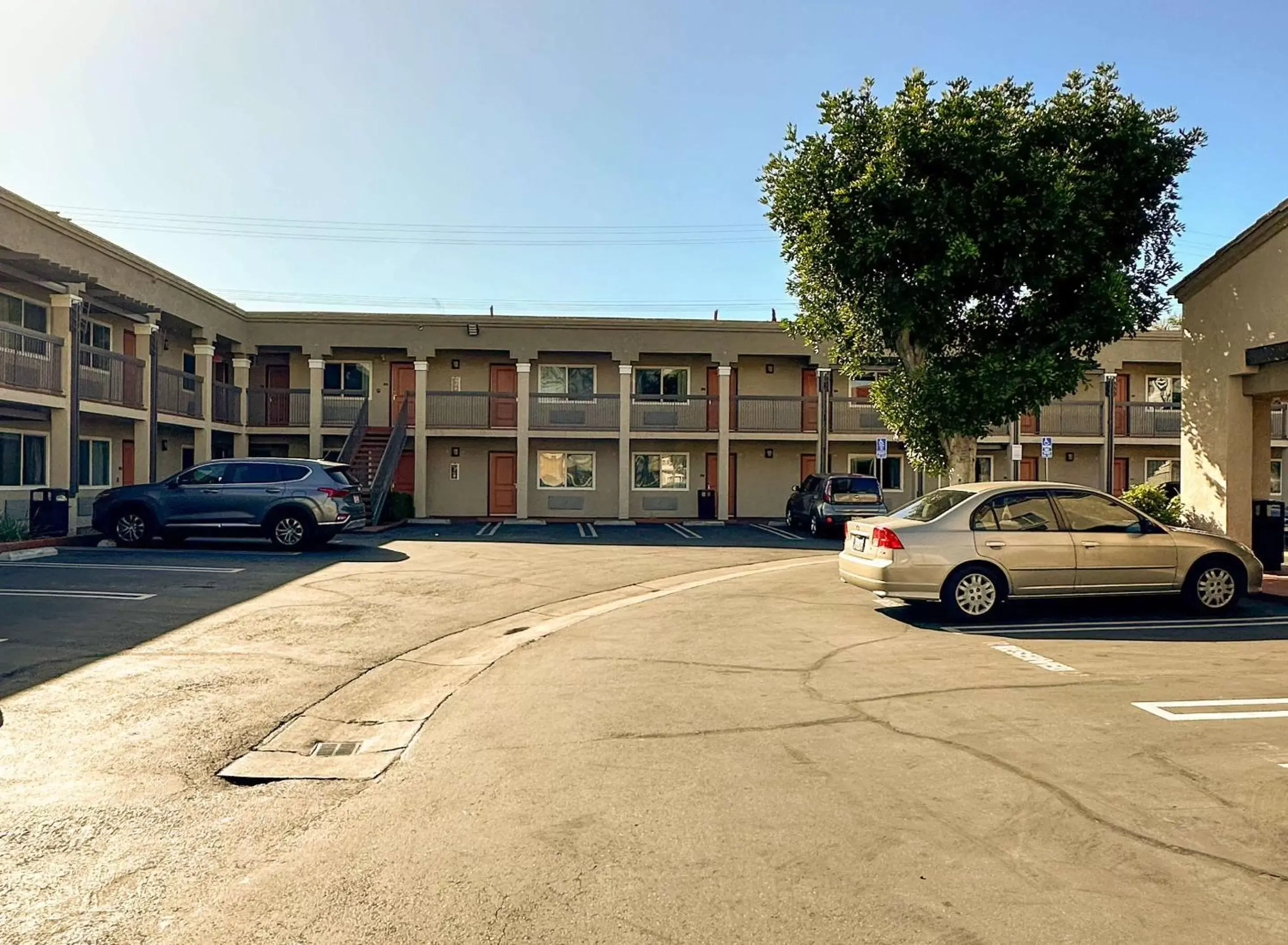 Property Building in Rodeway Inn South Gate - Los Angeles South