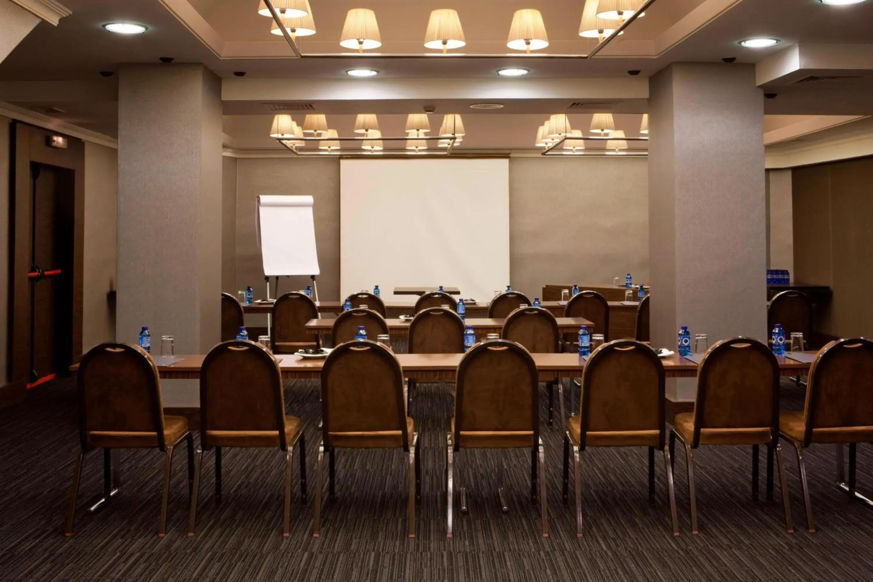 Meeting/conference room in AC Hotel Carlton Madrid by Marriott