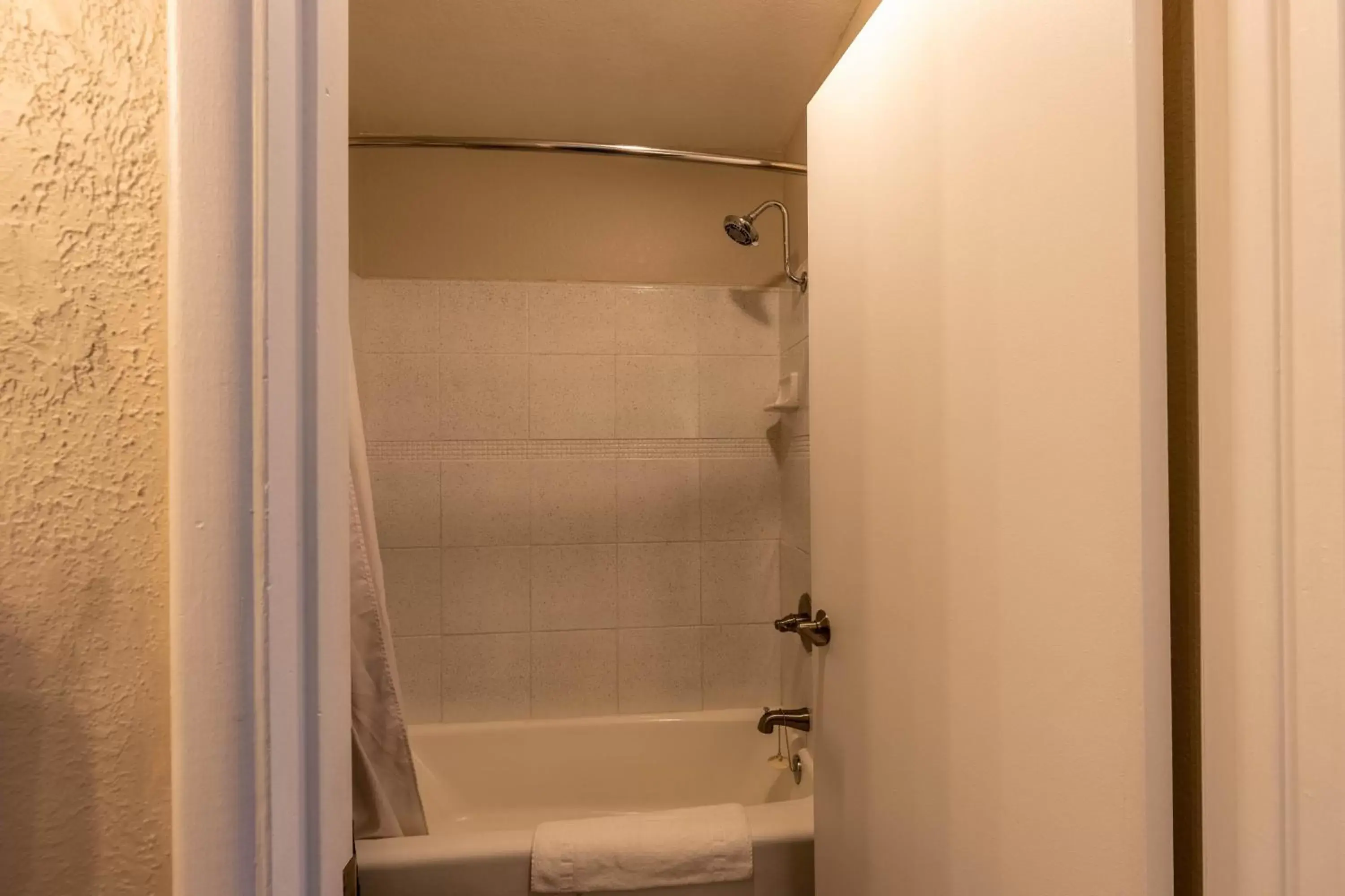 Bathroom in Cedars Resort