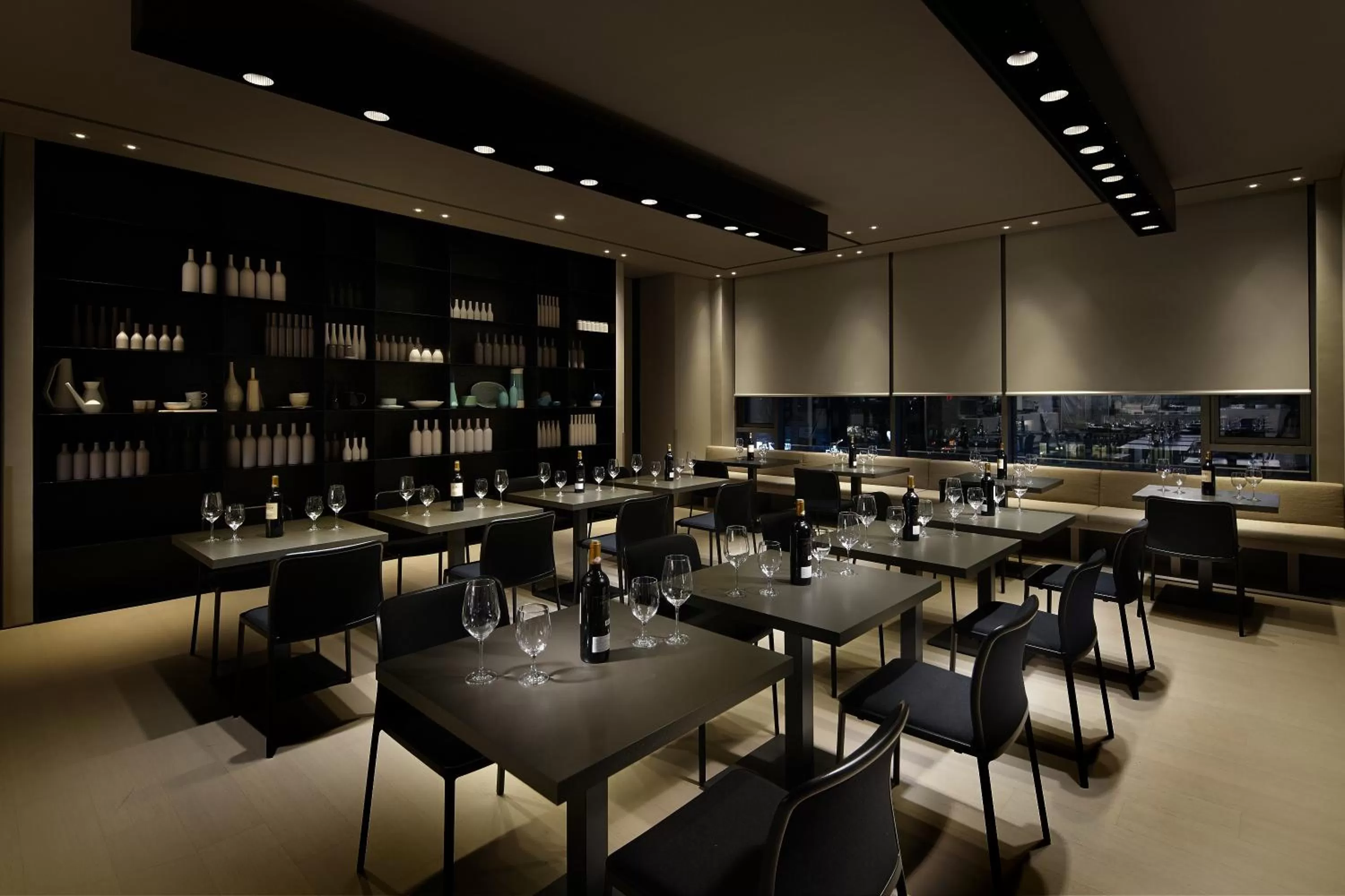 Restaurant/places to eat in Shilla Stay Seocho Gangnam Station