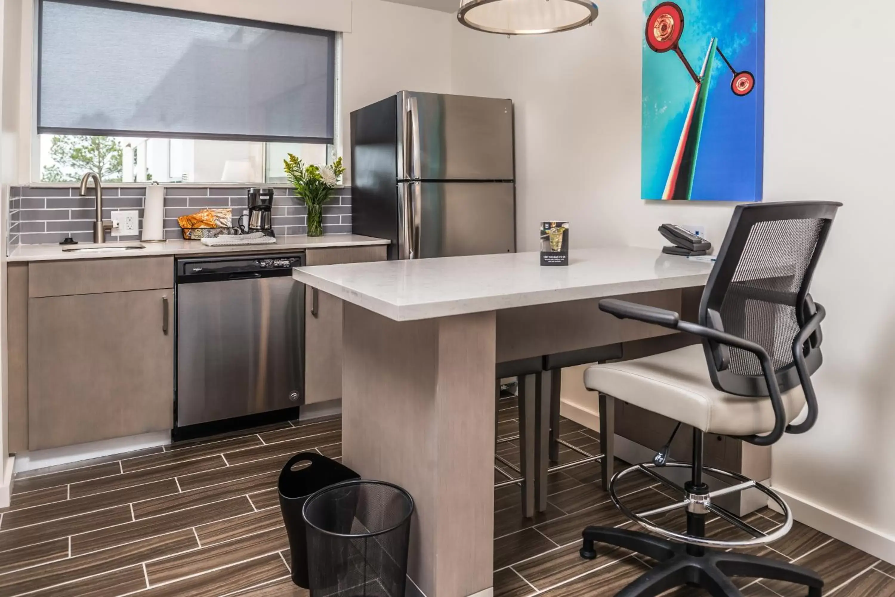 Dining area, Kitchen/Kitchenette in Hyatt House Raleigh/Rdu/Brier Creek