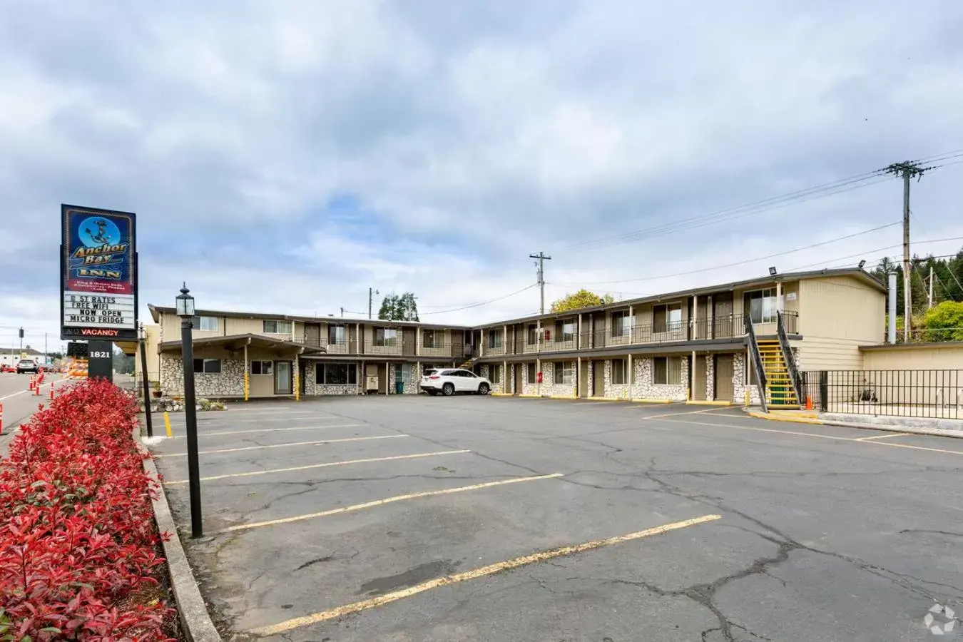 Property Building in Anchor Bay Inn