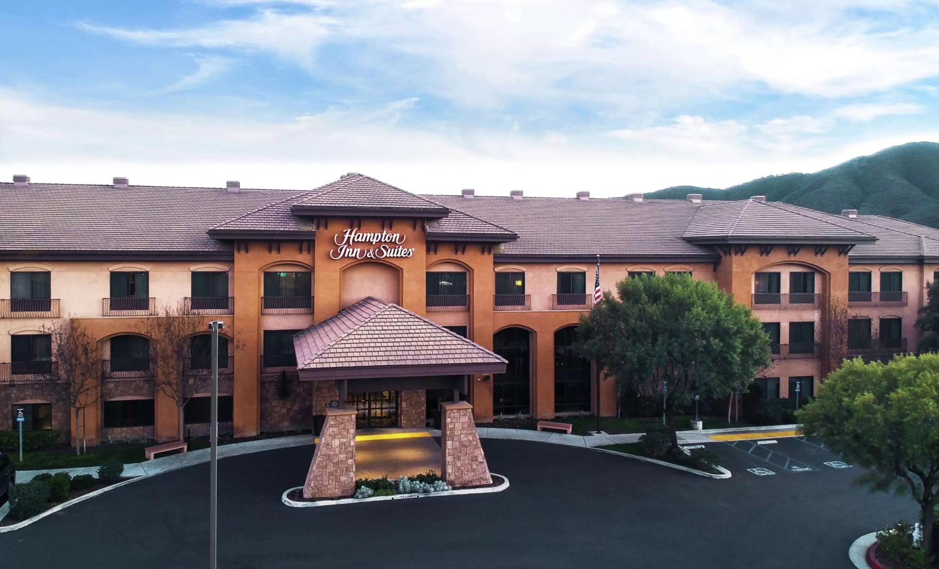 Property building in Hampton Inn & Suites Temecula