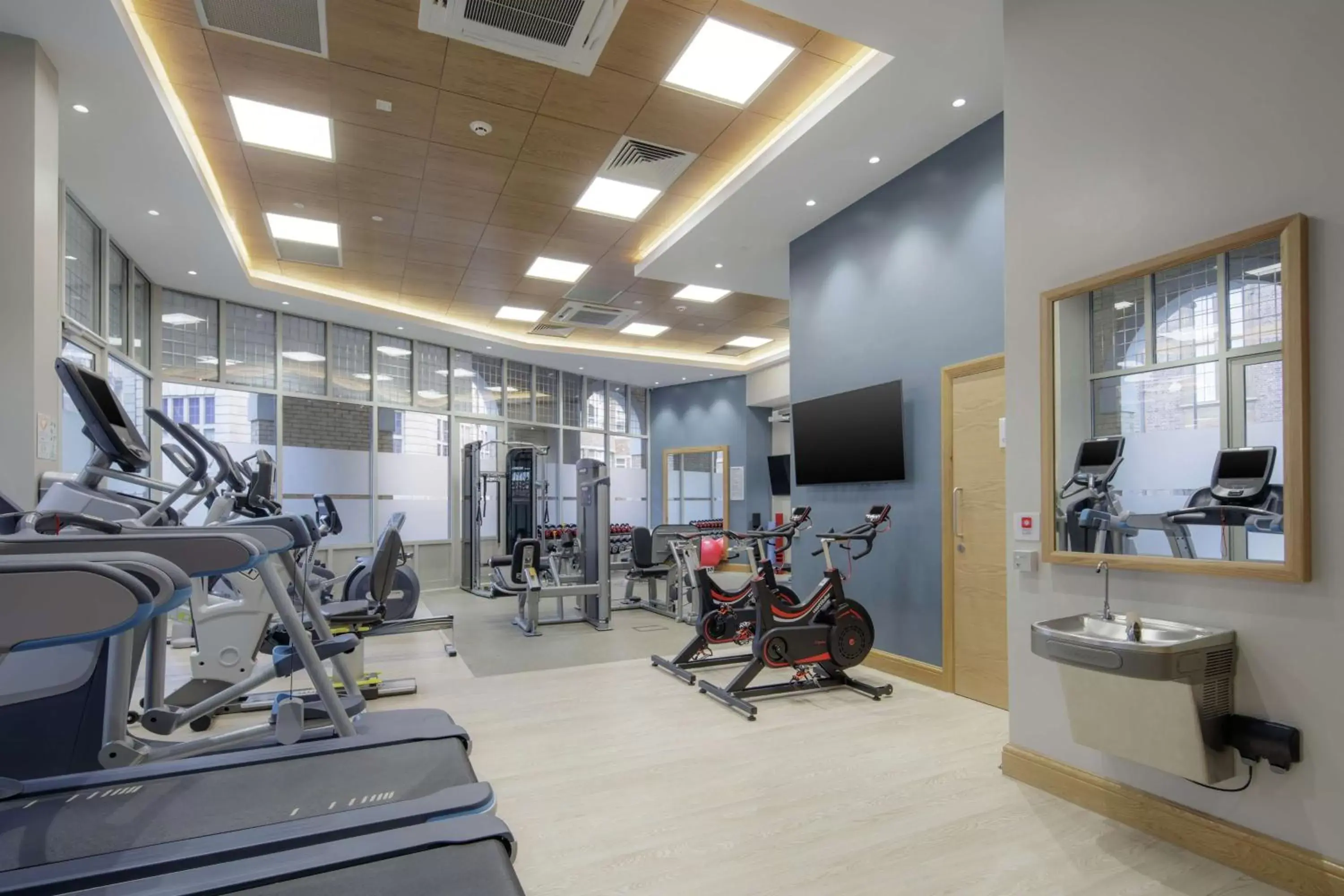 Fitness centre/facilities, Fitness Center/Facilities in Hilton Cambridge City Centre