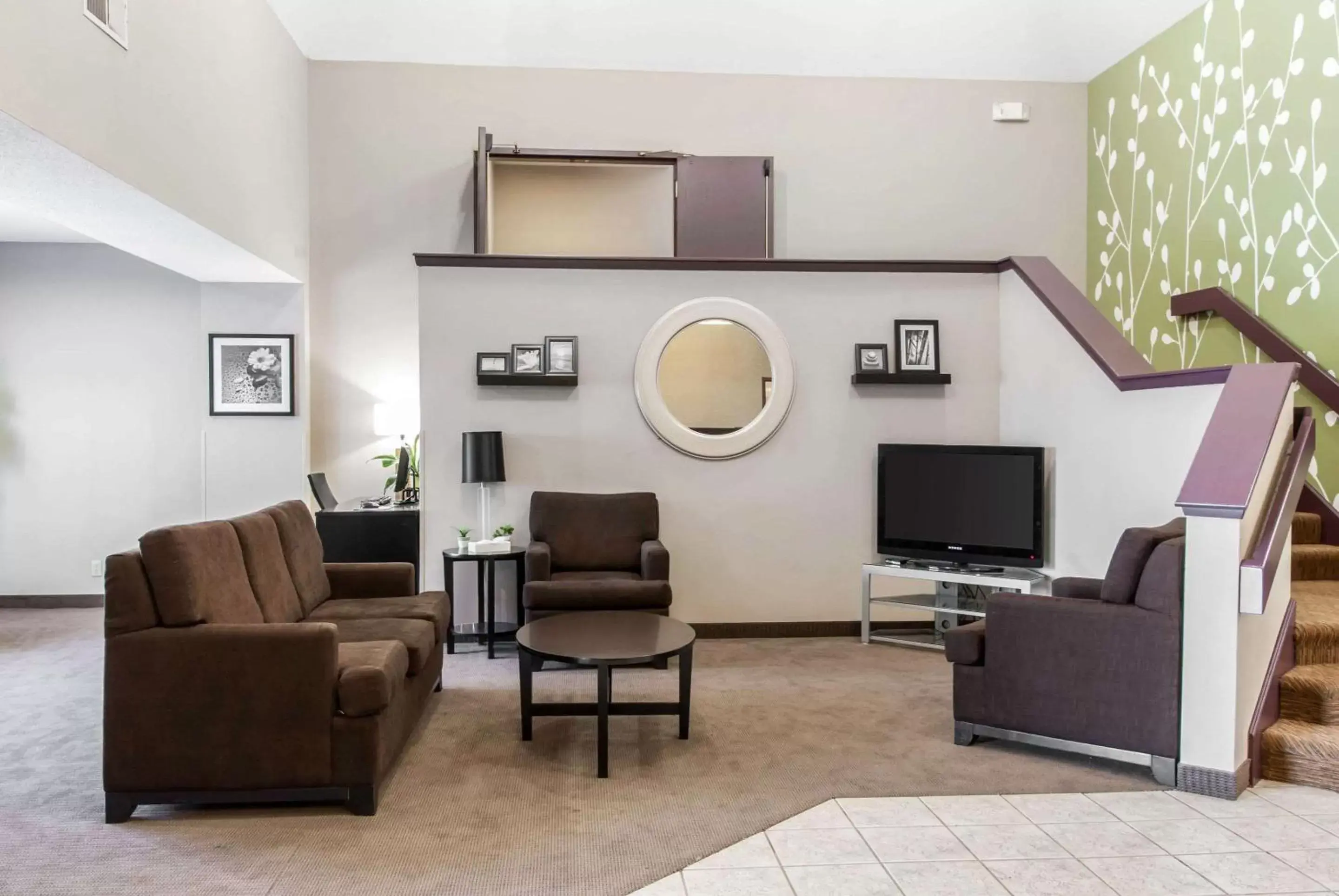 Lobby or reception, Seating Area in Sleep Inn Saint Charles