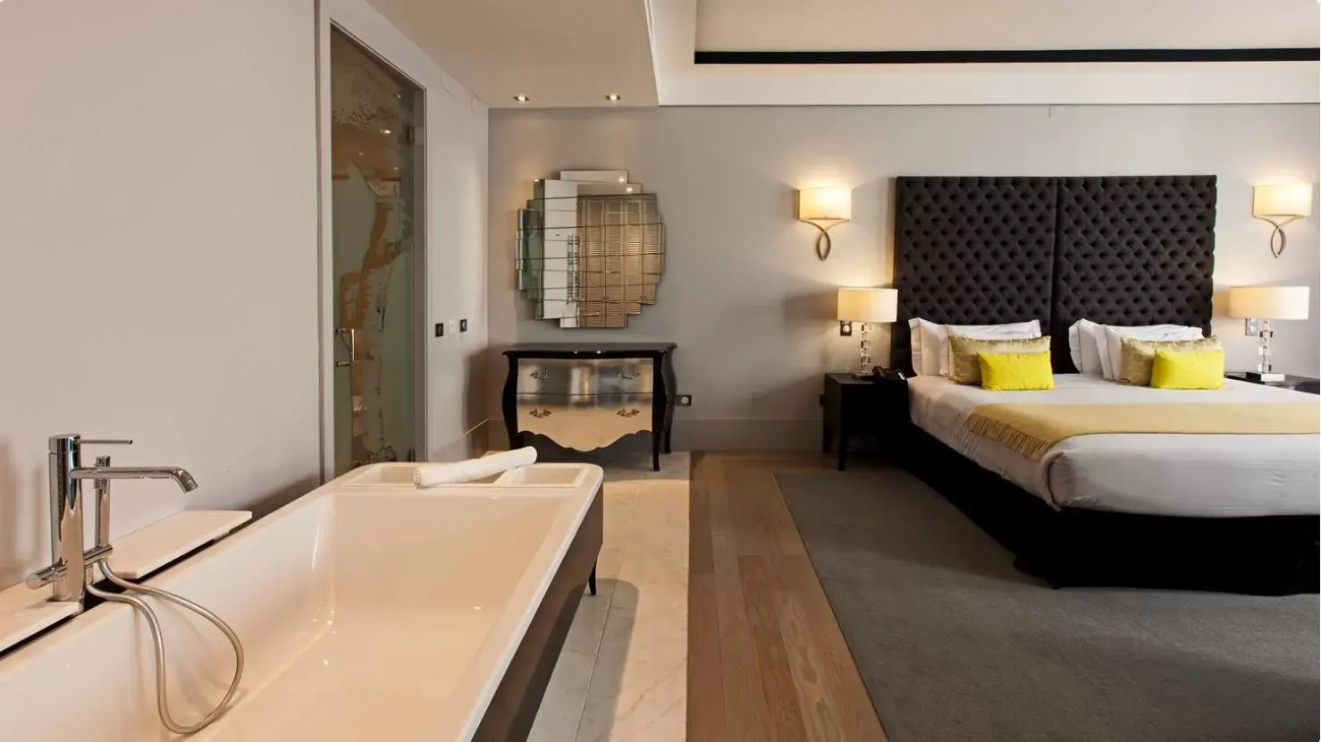 Bathroom in Alentejo Marmòris Hotel & Spa, a Small Luxury Hotel of the World